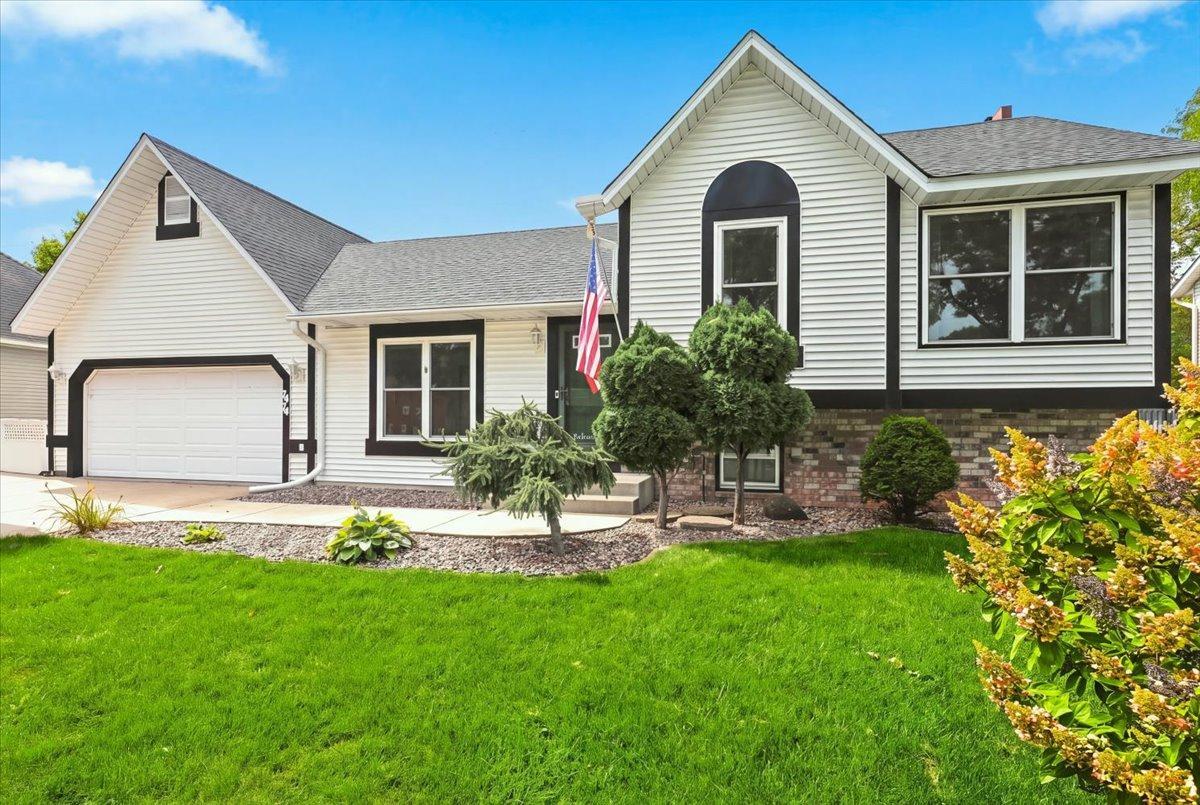 View of Residential at 7474 Jeffery Lane, Cottage Grove MN 55016, Cottage Grove (2 of 28) - Mike Wilen | Minnesota Team Real Estate
