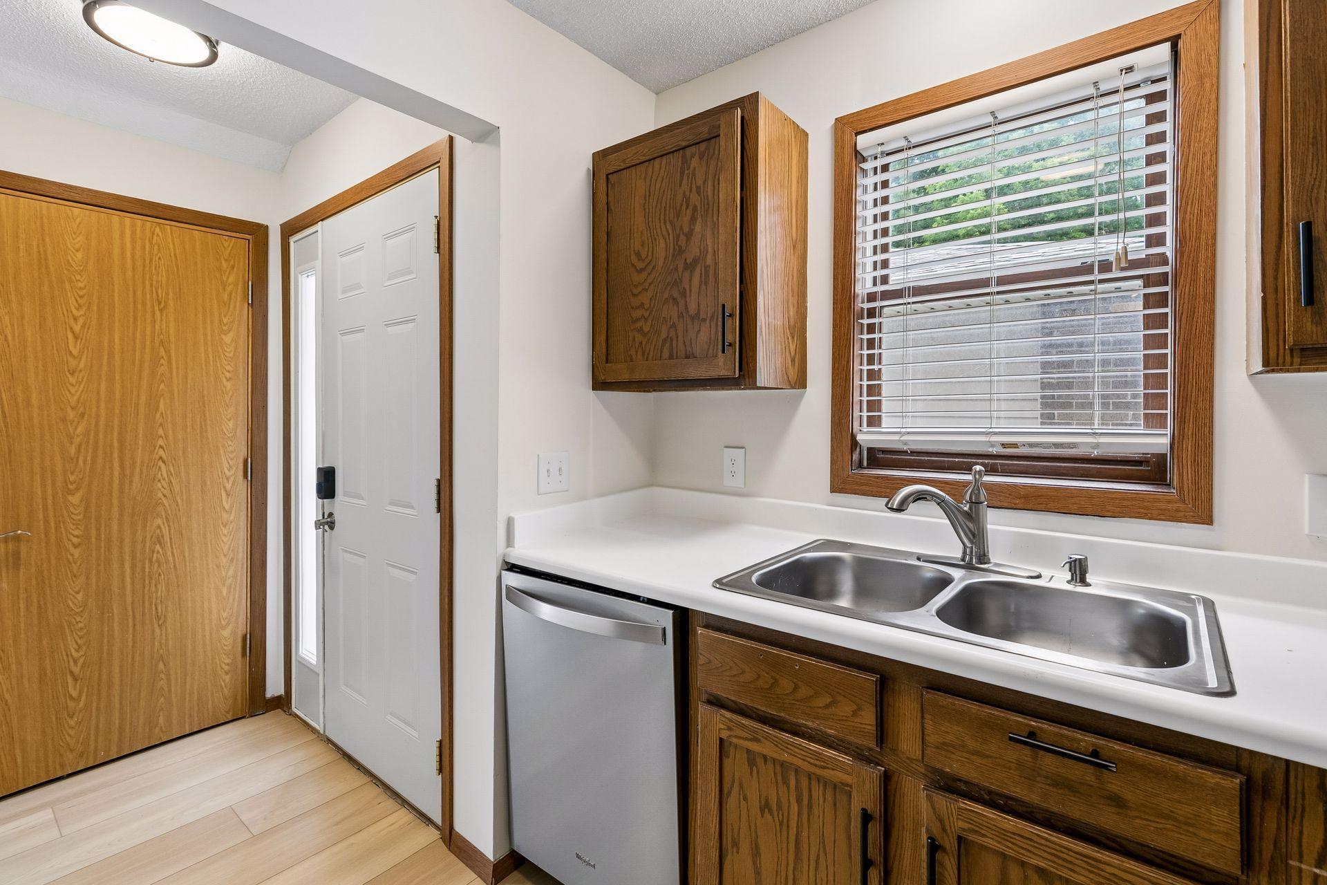 View of Residential at 942 Travelers Trail #58, Burnsville MN 55337, Burnsville (6 of 25) - Mike Wilen | Minnesota Team Real Estate