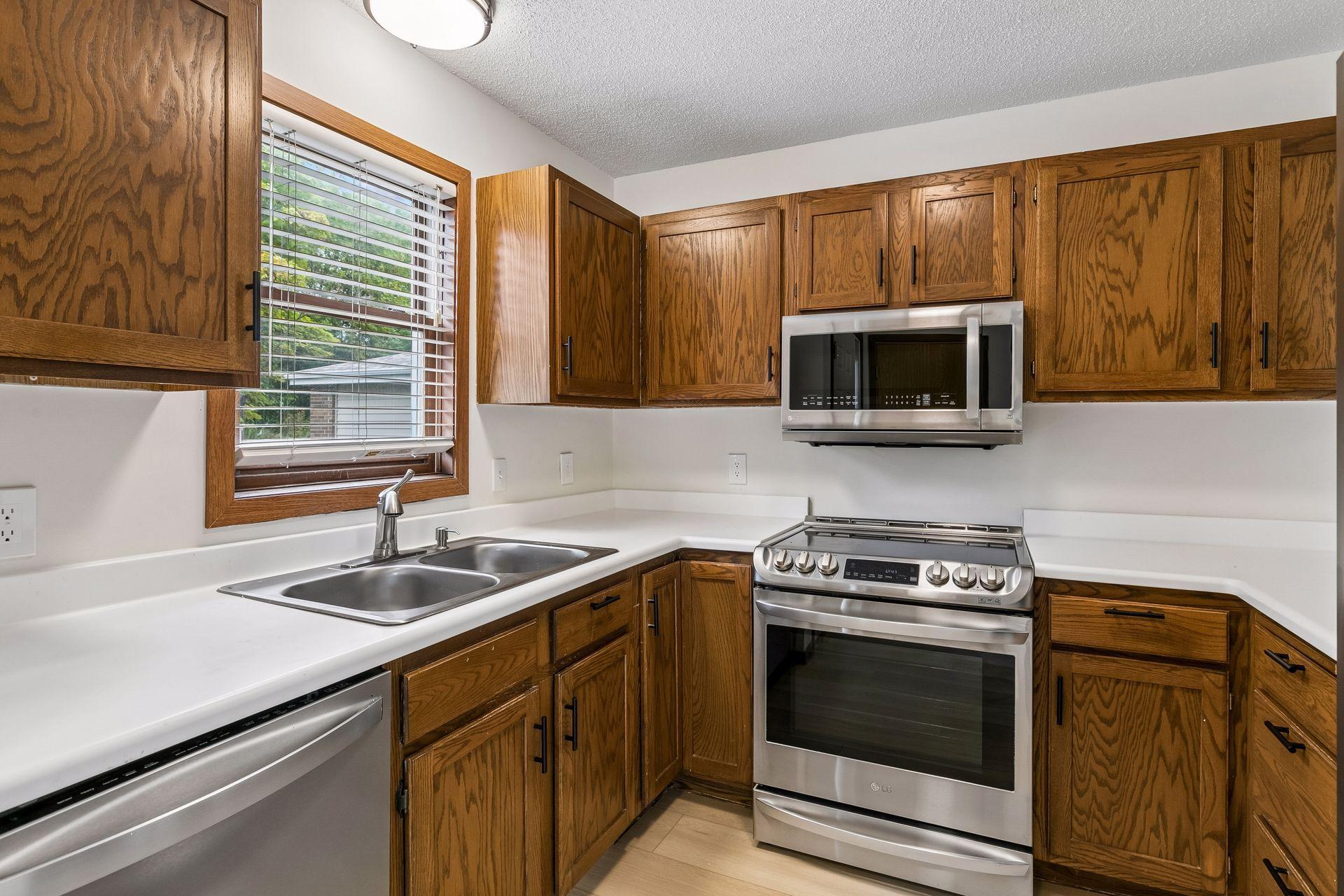 View of Residential at 942 Travelers Trail #58, Burnsville MN 55337, Burnsville (4 of 25) - Mike Wilen | Minnesota Team Real Estate