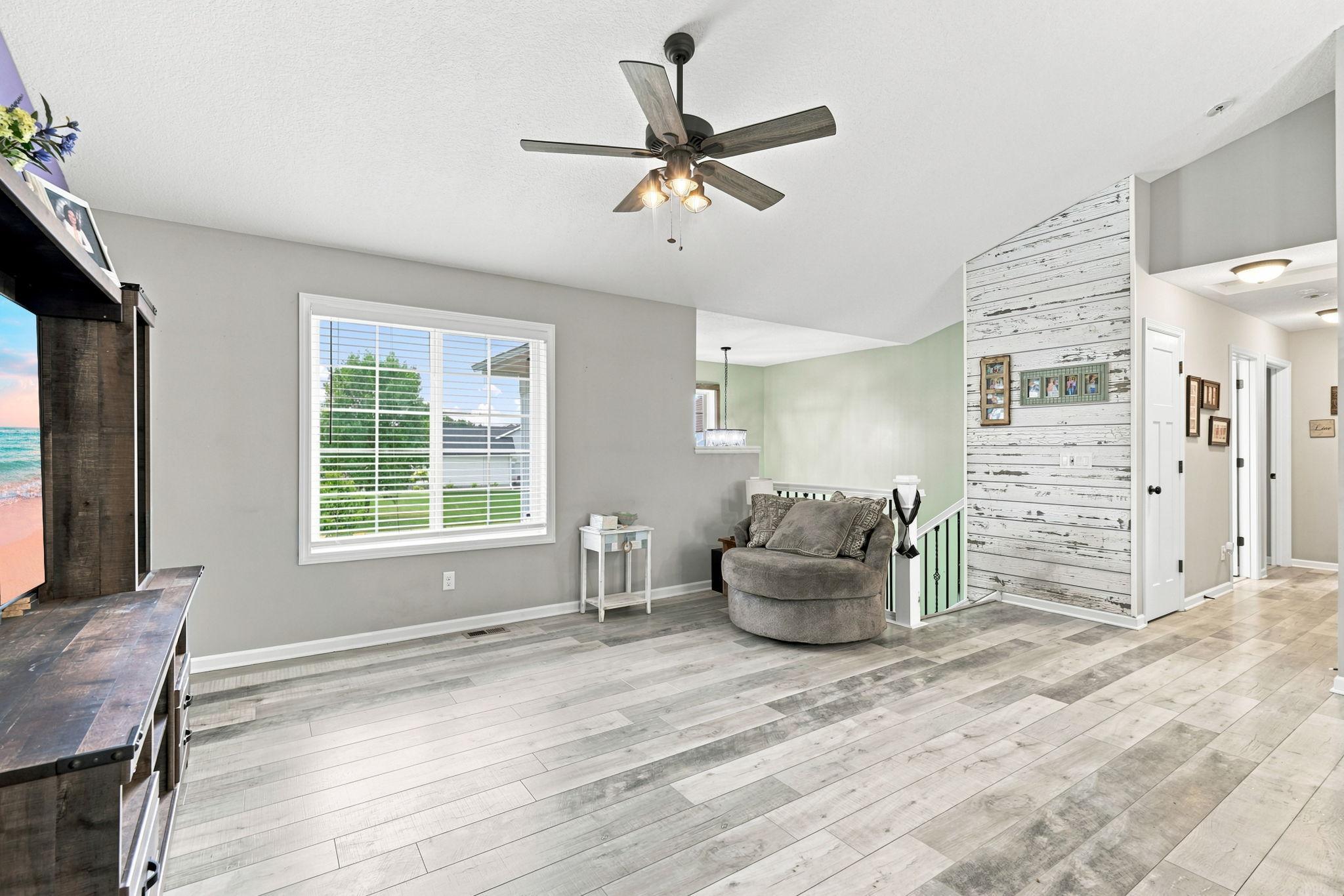 View of Residential at 412 66th Street, Waverly MN 55390, Waverly (5 of 52) - Mike Wilen | Minnesota Team Real Estate