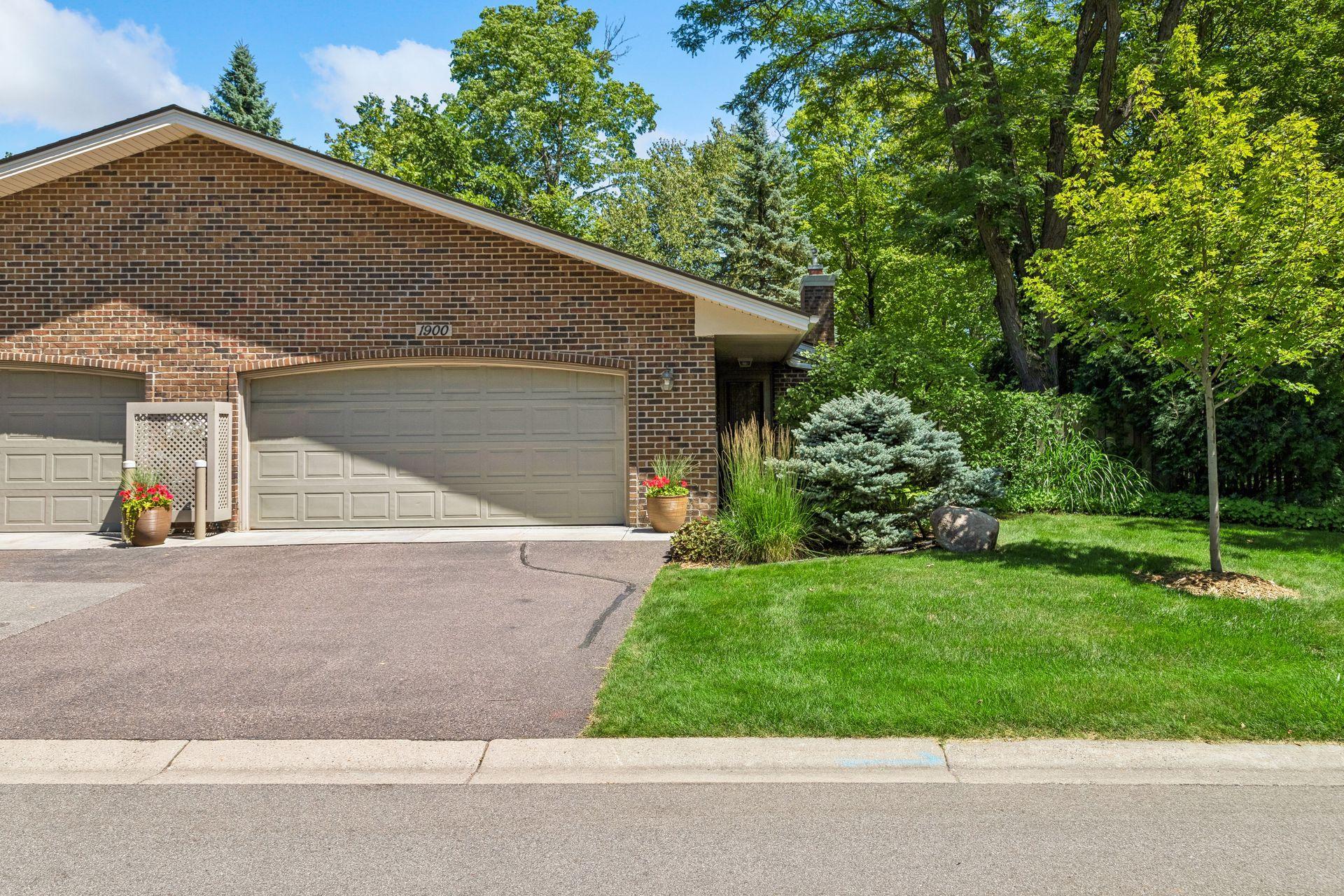 View of Residential at 1900 Lanewood Lane, Plymouth MN 55447, Plymouth (22 of 32) - Mike Wilen | Minnesota Team Real Estate