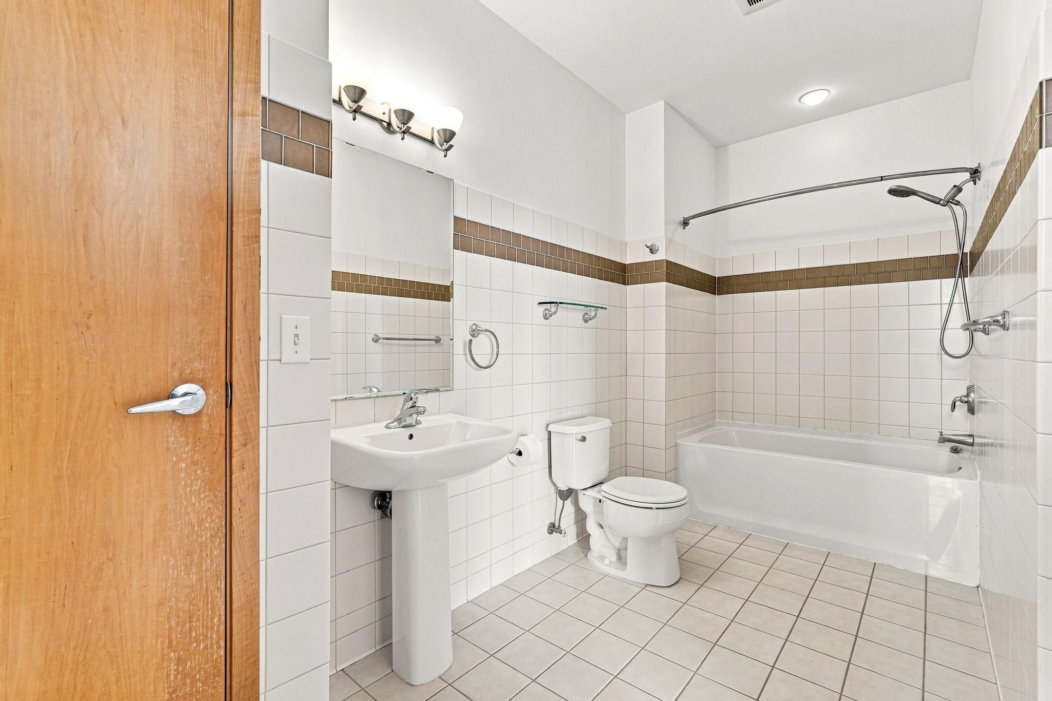 View of Residential at 1701 Madison Street #310, Minneapolis MN 55413, Minneapolis (21 of 39) - Mike Wilen | Minnesota Team Real Estate
