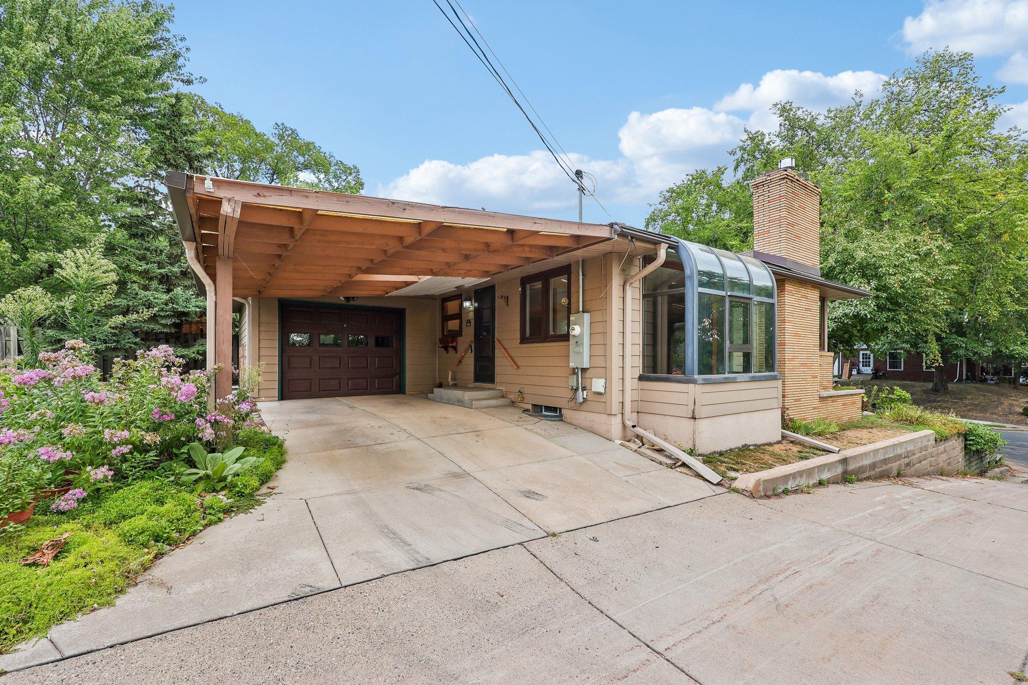 View of Residential at 612 Russell Avenue, Minneapolis MN 55405, Minneapolis (44 of 49) - Mike Wilen | Minnesota Team Real Estate