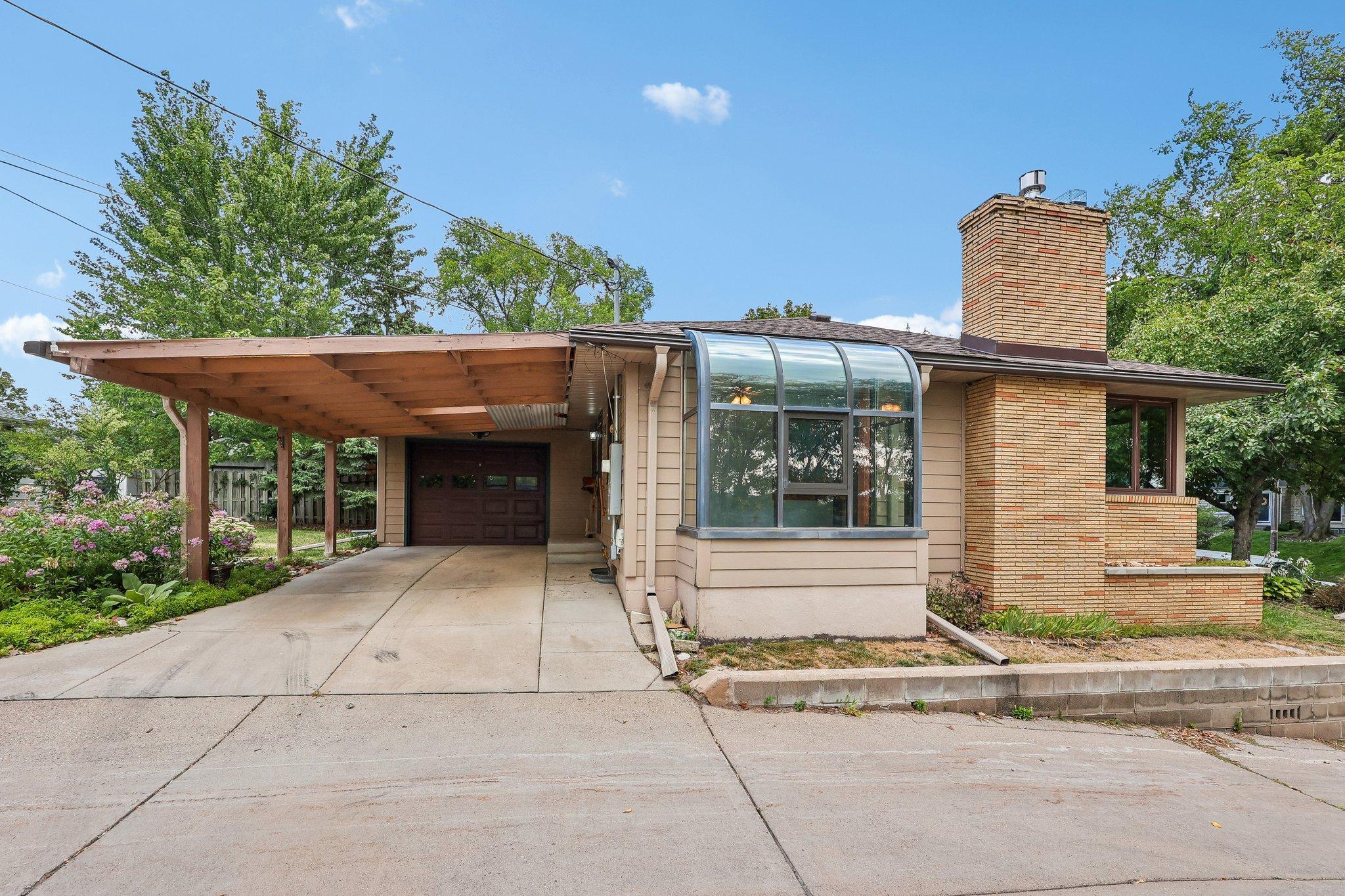View of Residential at 612 Russell Avenue, Minneapolis MN 55405, Minneapolis (43 of 49) - Mike Wilen | Minnesota Team Real Estate