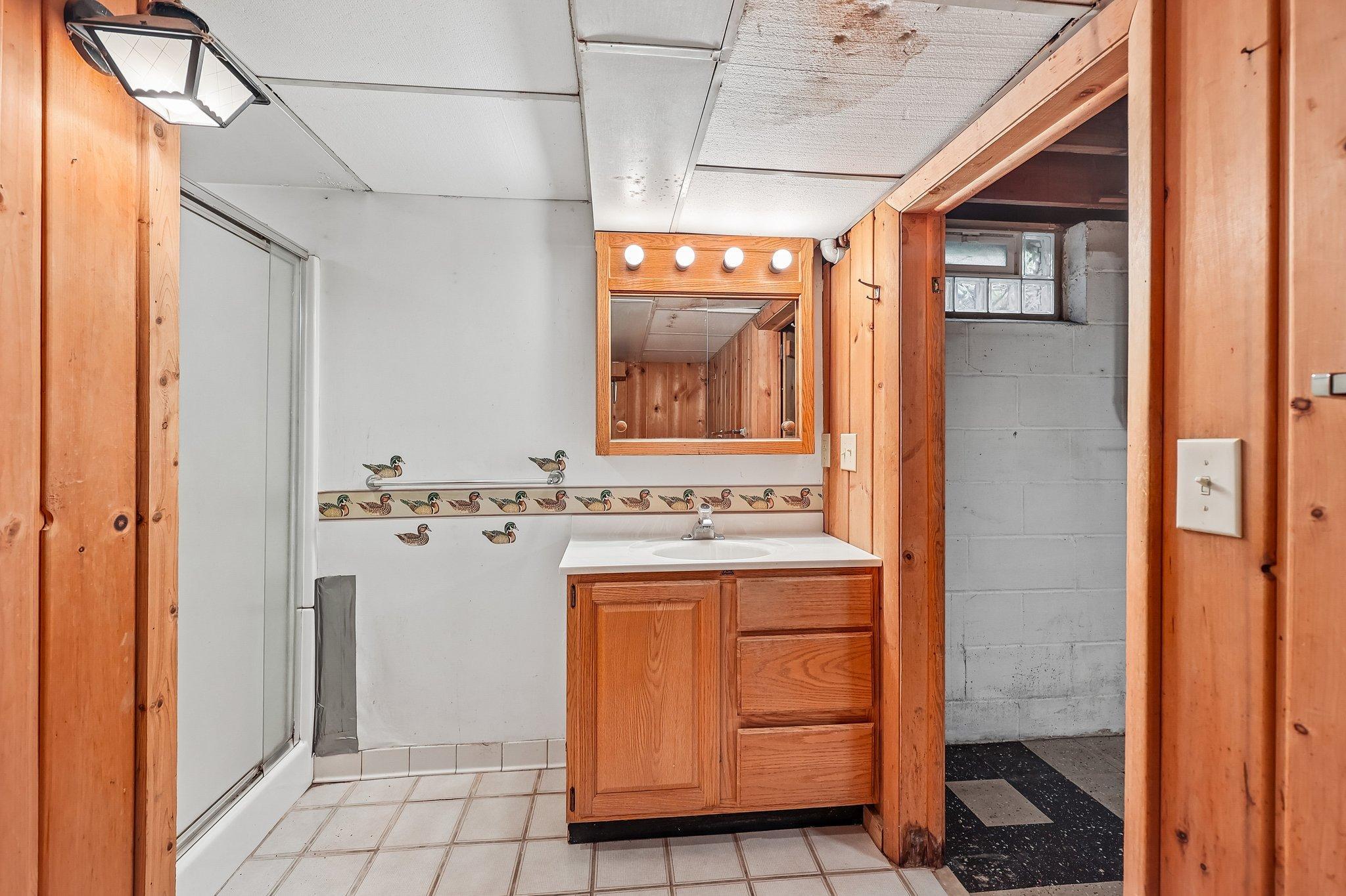 View of Residential at 612 Russell Avenue, Minneapolis MN 55405, Minneapolis (32 of 49) - Mike Wilen | Minnesota Team Real Estate