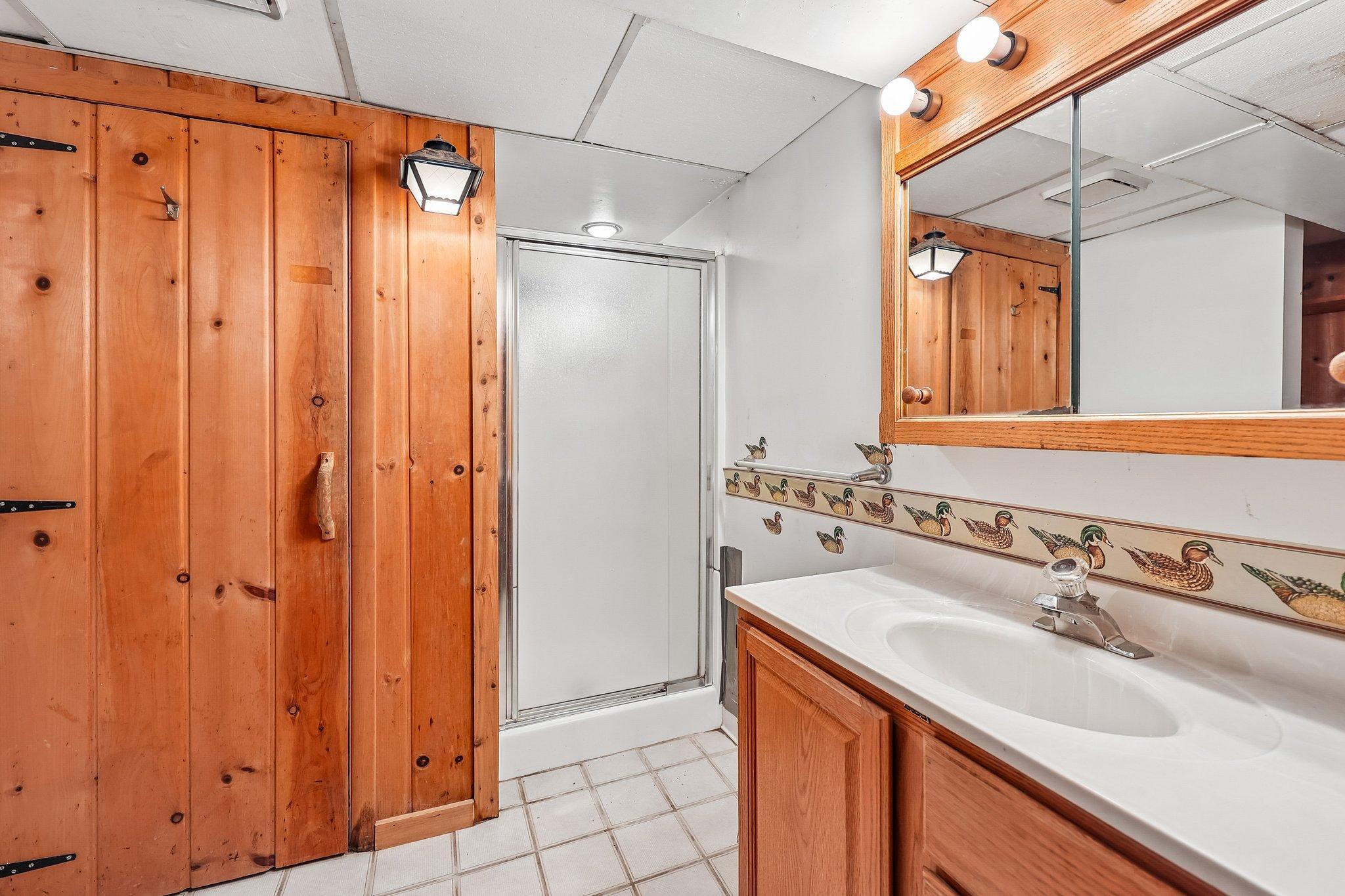 View of Residential at 612 Russell Avenue, Minneapolis MN 55405, Minneapolis (31 of 49) - Mike Wilen | Minnesota Team Real Estate