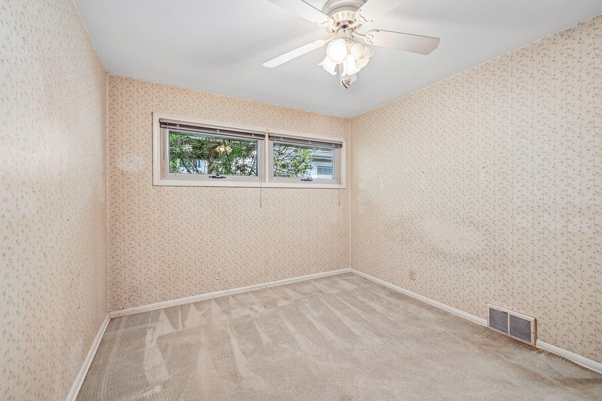 View of Residential at 612 Russell Avenue, Minneapolis MN 55405, Minneapolis (22 of 49) - Mike Wilen | Minnesota Team Real Estate