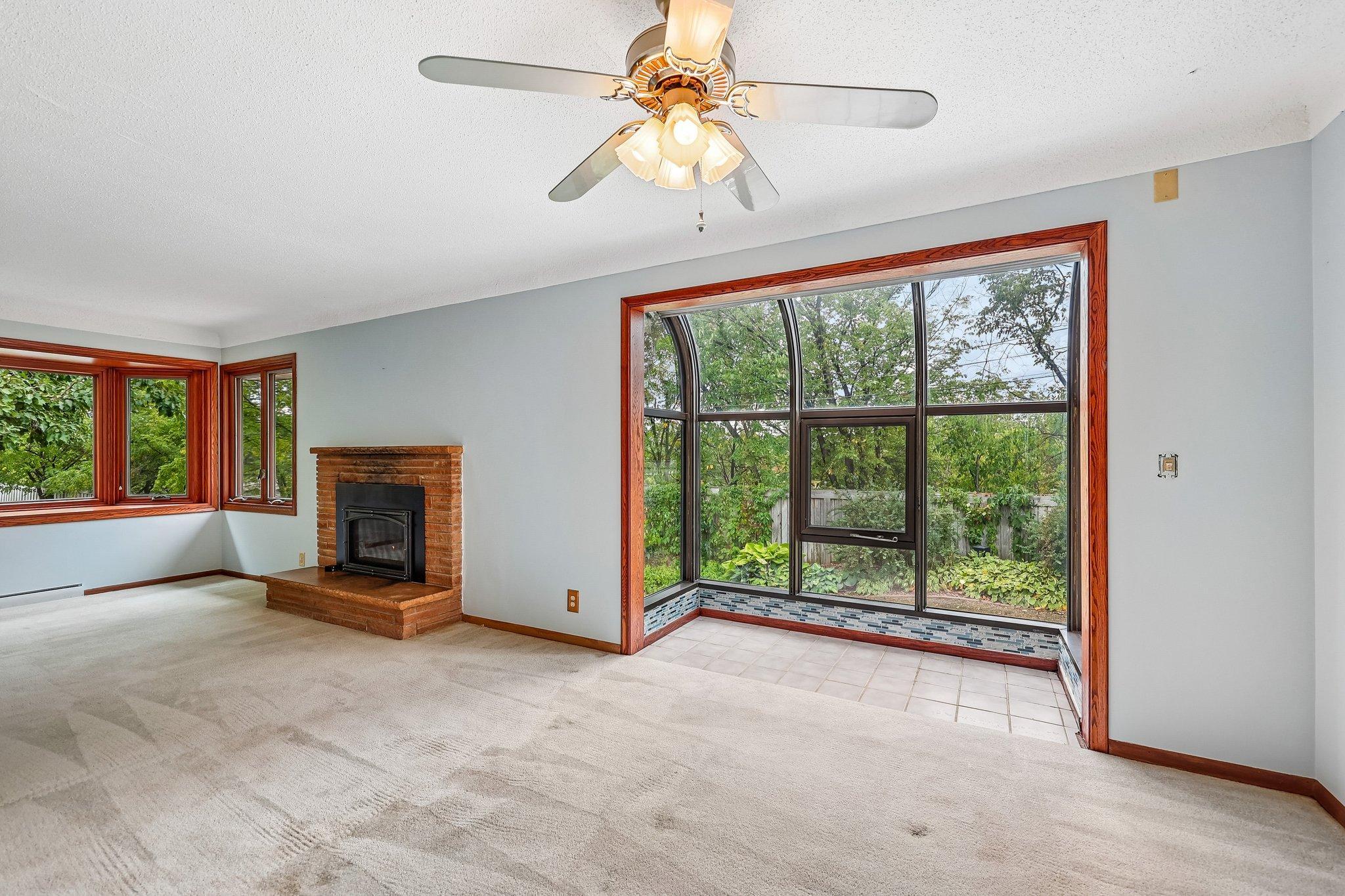 View of Residential at 612 Russell Avenue, Minneapolis MN 55405, Minneapolis (12 of 49) - Mike Wilen | Minnesota Team Real Estate