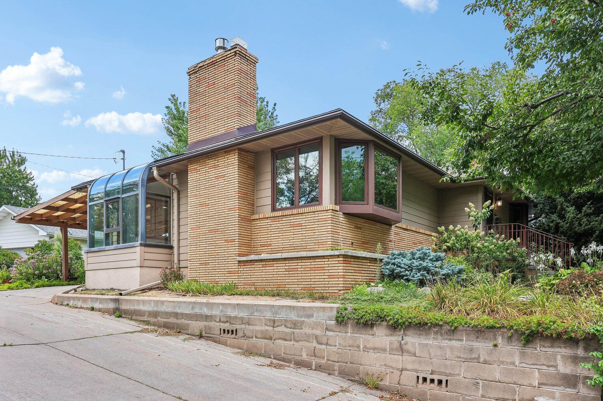View of Residential at 612 Russell Avenue, Minneapolis MN 55405, Minneapolis (38 of 49) - Mike Wilen | Minnesota Team Real Estate