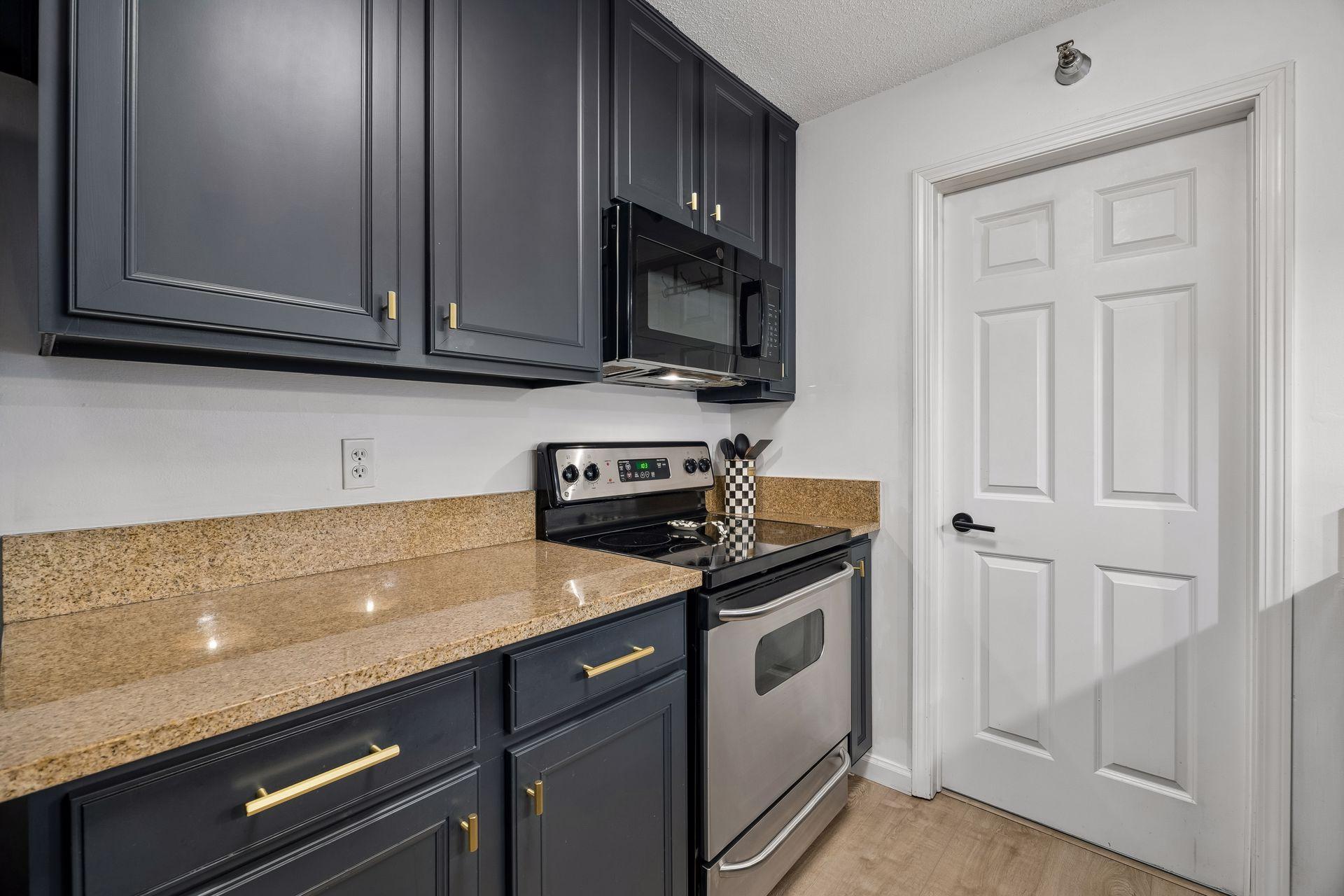 View of Residential at 6040 Chasewood Parkway #2, Minnetonka MN 55343, Minnetonka (14 of 33) - Mike Wilen | Minnesota Team Real Estate