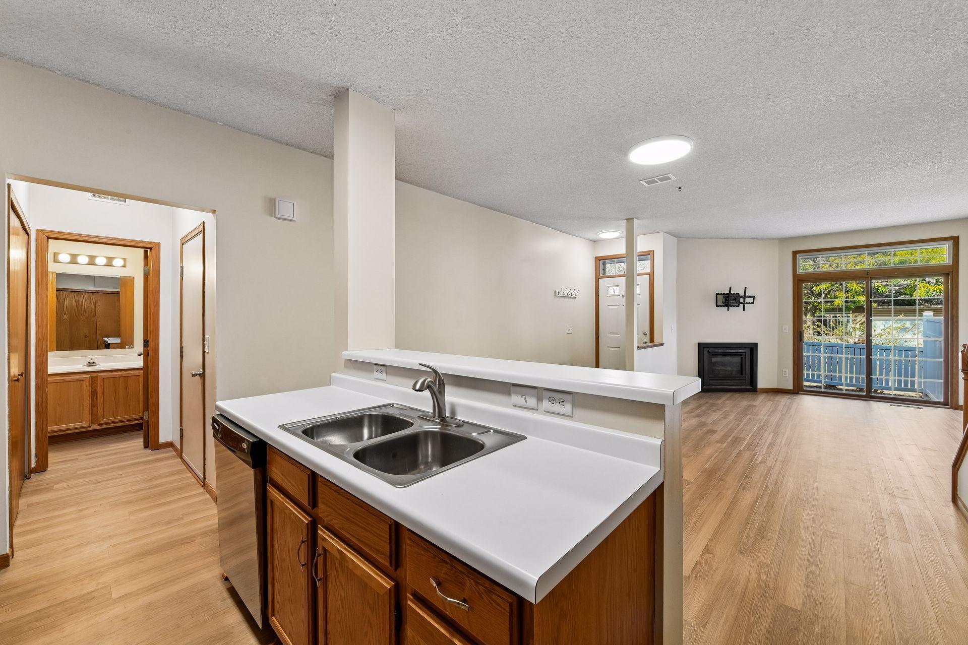 View of Residential at 13511 Carmody Drive, Eden Prairie MN 55344, Eden Prairie (21 of 76) - Mike Wilen | Minnesota Team Real Estate