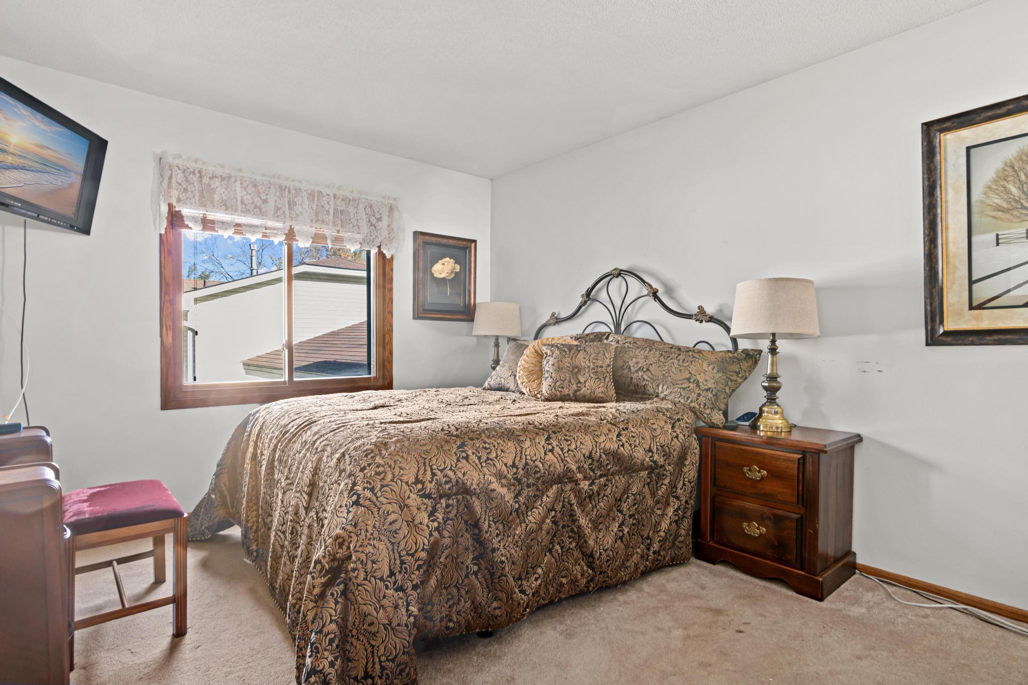 View of Residential at 5563 Asbury Street, Shoreview MN 55126, Shoreview (13 of 20) - Mike Wilen | Minnesota Team Real Estate