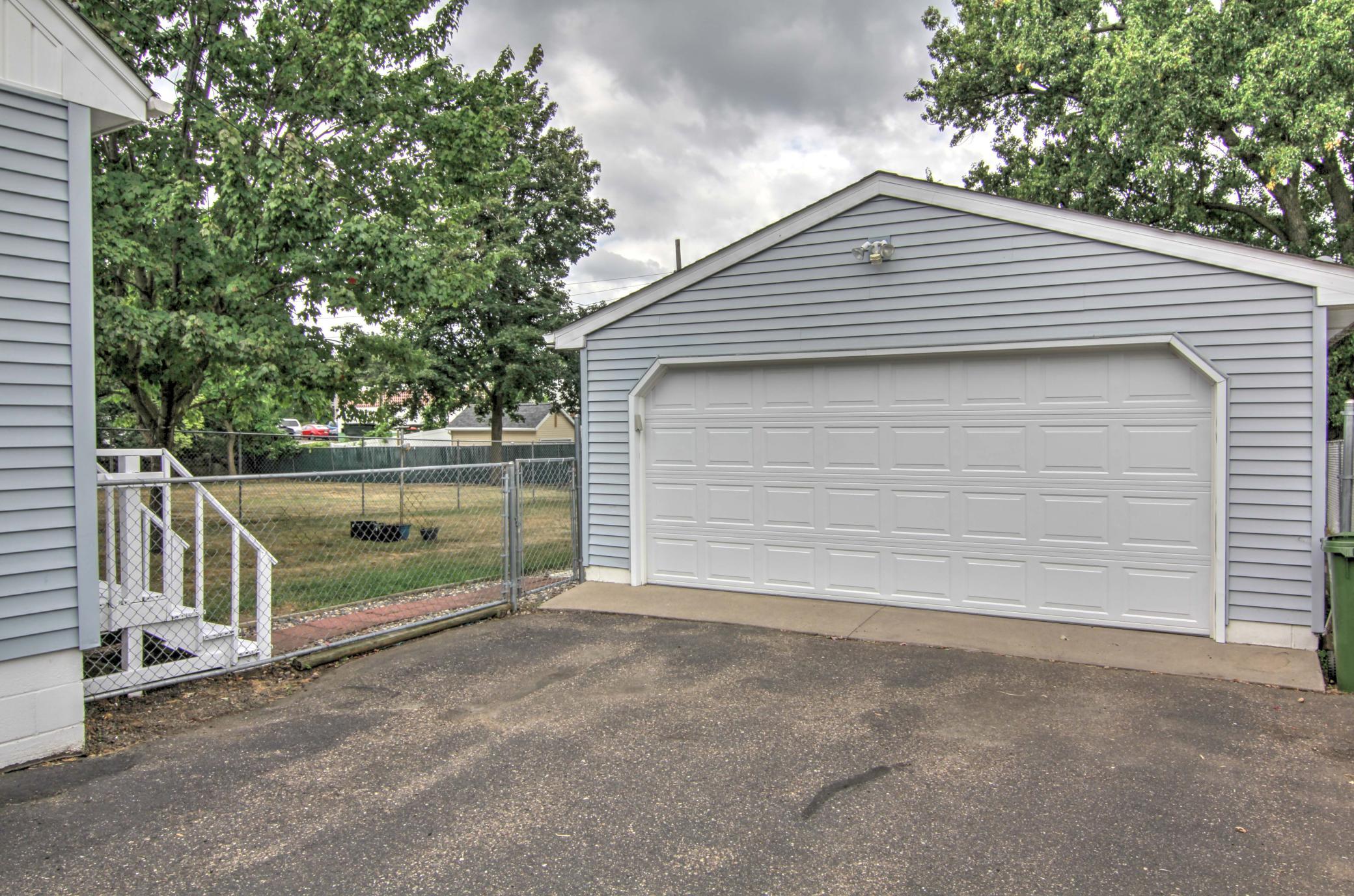 View of Residential at 5619 Vera Cruz Avenue, Crystal MN 55429, Crystal (19 of 24) - Mike Wilen | Minnesota Team Real Estate