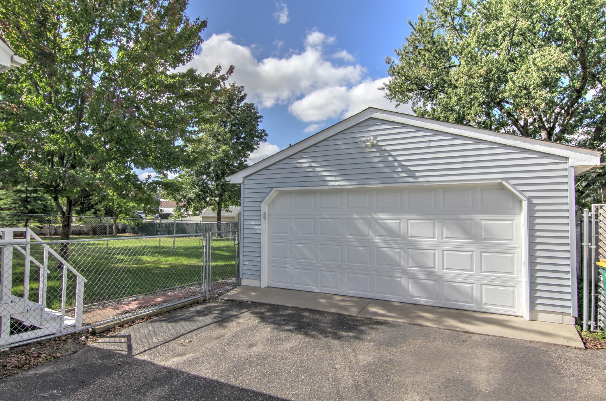 View of Residential at 5619 Vera Cruz Avenue, Crystal MN 55429, Crystal (3 of 25) - Mike Wilen | Minnesota Team Real Estate