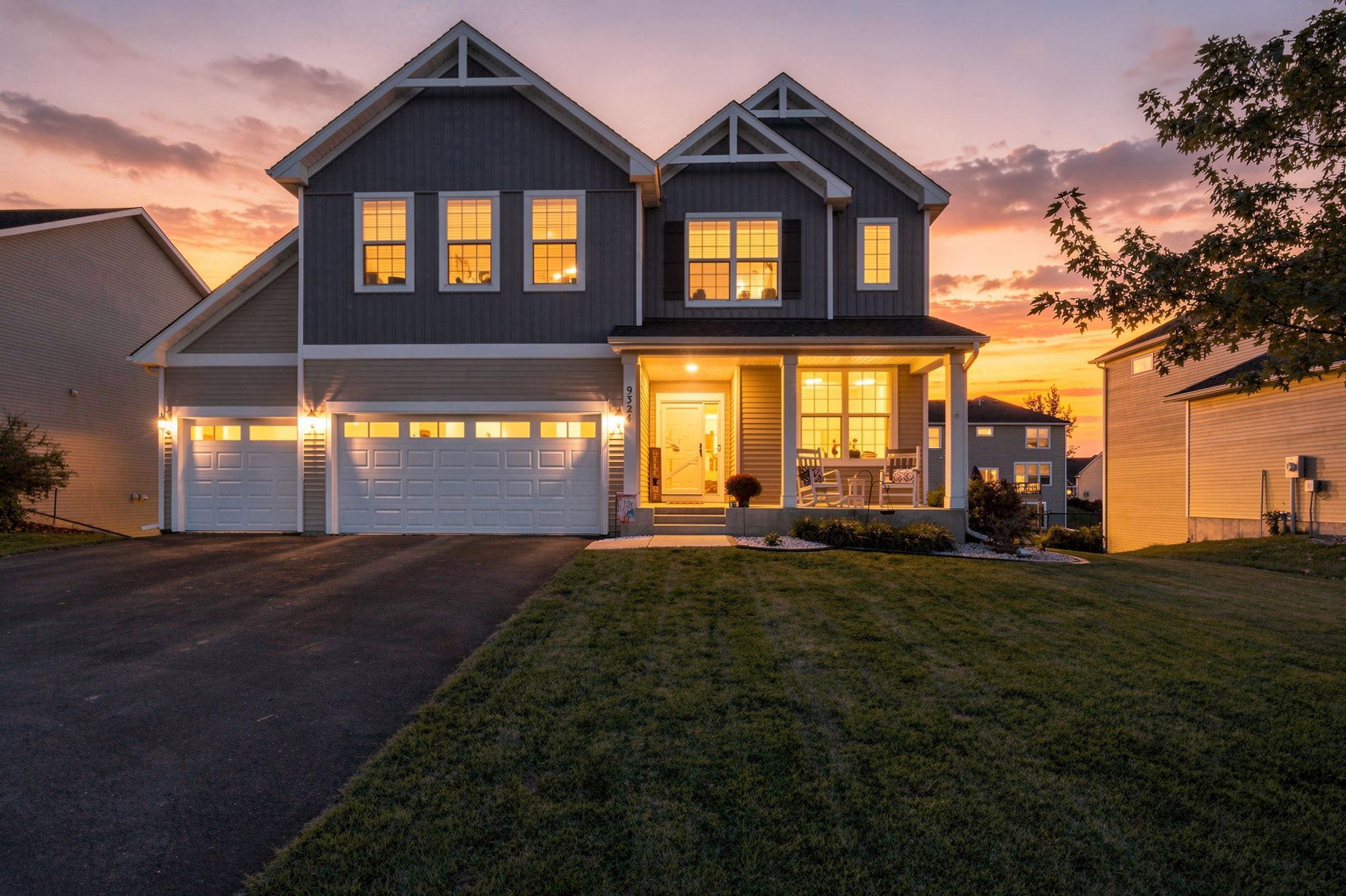 View of Single Family at 9324 Summerlin Road, Woodbury - Mike Wilen | Minnesota Team Real Estate