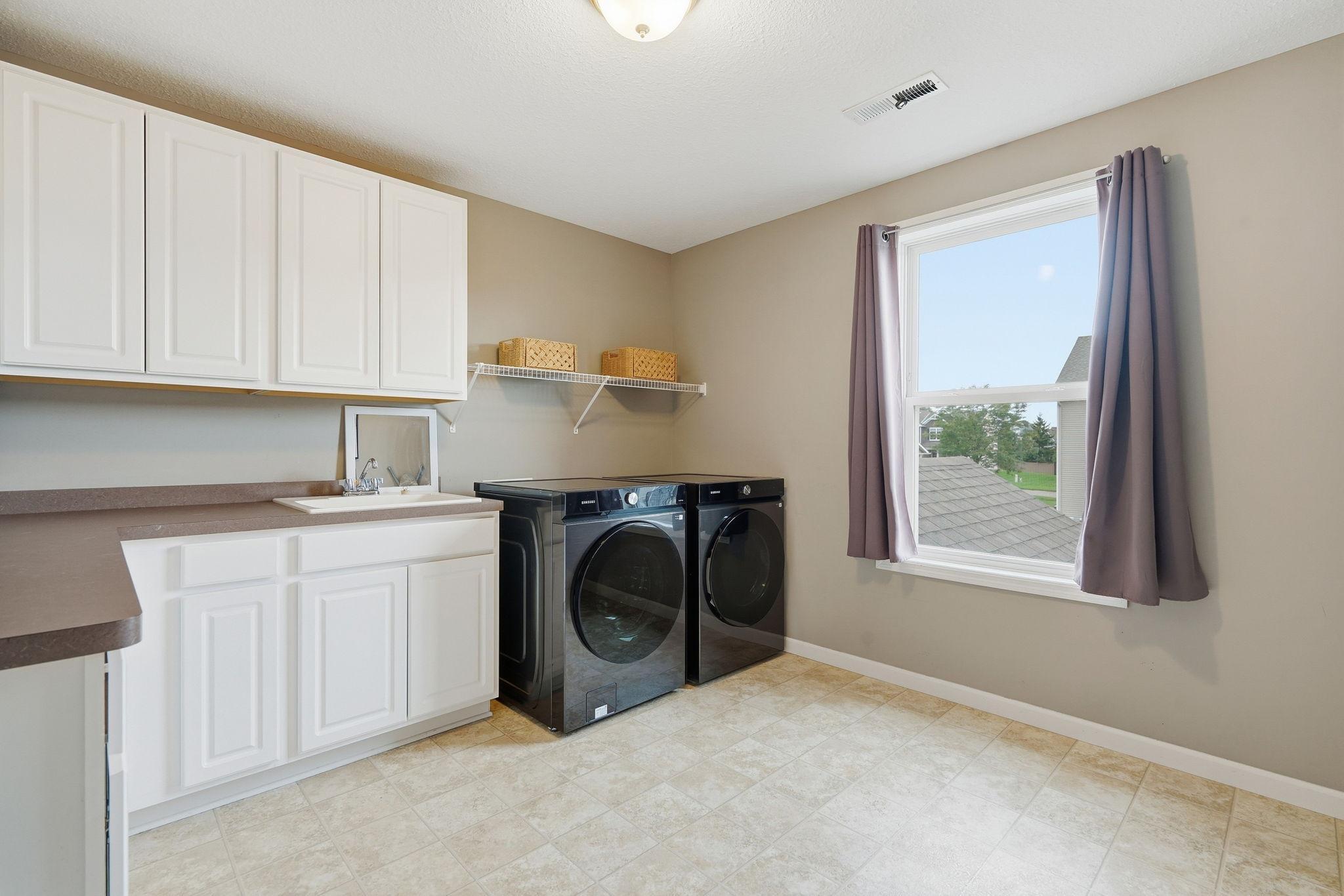 View of Residential at 9324 Summerlin Road, Woodbury MN 55129, Woodbury (38 of 52) - Mike Wilen | Minnesota Team Real Estate