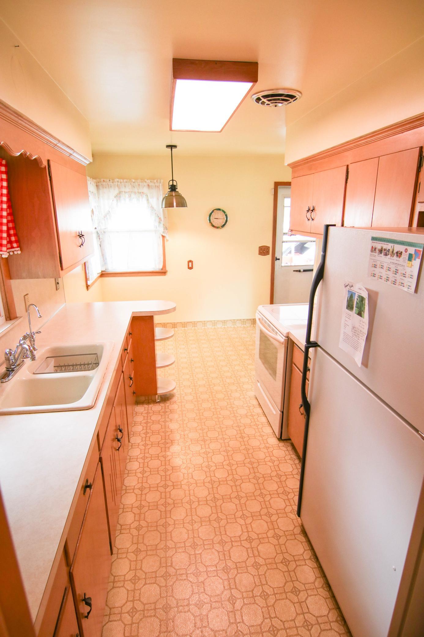 View of Residential at 2313 55th Avenue, Brooklyn Center MN 55430, Brooklyn Center (5 of 59) - Mike Wilen | Minnesota Team Real Estate