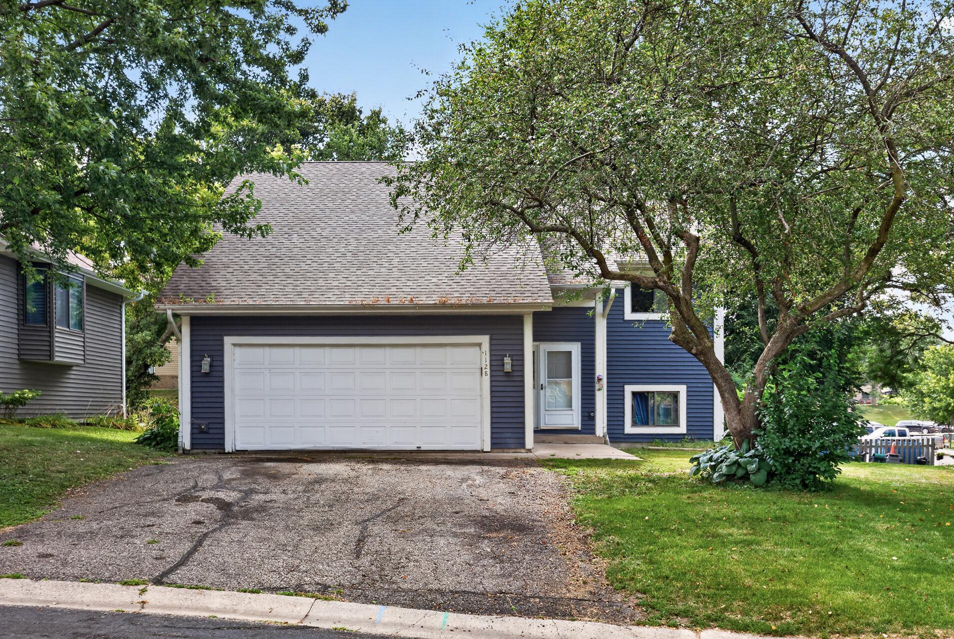 View of Residential at 1128 Fox Run Road, Waconia MN 55387, Waconia (31 of 35) - Mike Wilen | Minnesota Team Real Estate