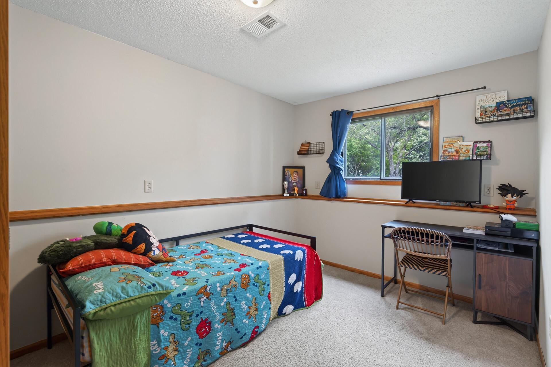 View of Residential at 1128 Fox Run Road, Waconia MN 55387, Waconia (24 of 35) - Mike Wilen | Minnesota Team Real Estate