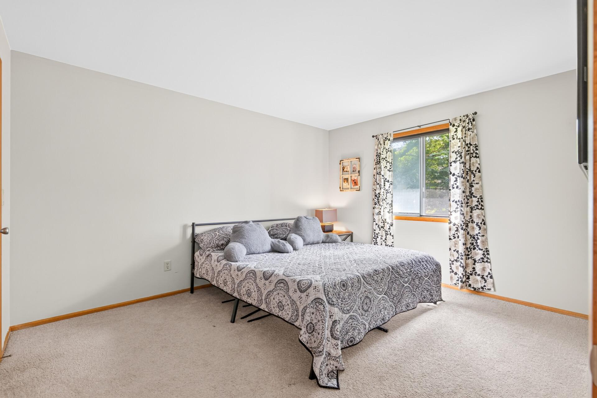 View of Residential at 1128 Fox Run Road, Waconia MN 55387, Waconia (11 of 35) - Mike Wilen | Minnesota Team Real Estate