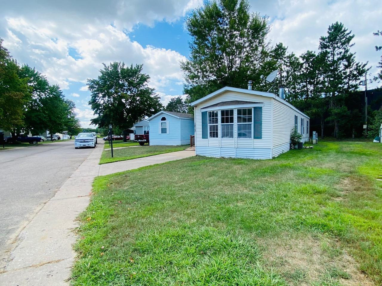 View of Residential at 1017 Meadow Lane, Ham Lake MN 55304, Ham Lake (3 of 36) - Mike Wilen | Minnesota Team Real Estate