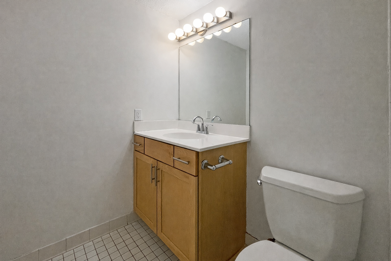 View of Residential at 401 1st Street #209, Minneapolis MN 55401, Minneapolis (17 of 39) - Mike Wilen | Minnesota Team Real Estate