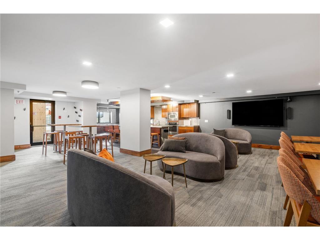 View of Residential at 401 1st Street #209, Minneapolis MN 55401, Minneapolis (33 of 39) - Mike Wilen | Minnesota Team Real Estate