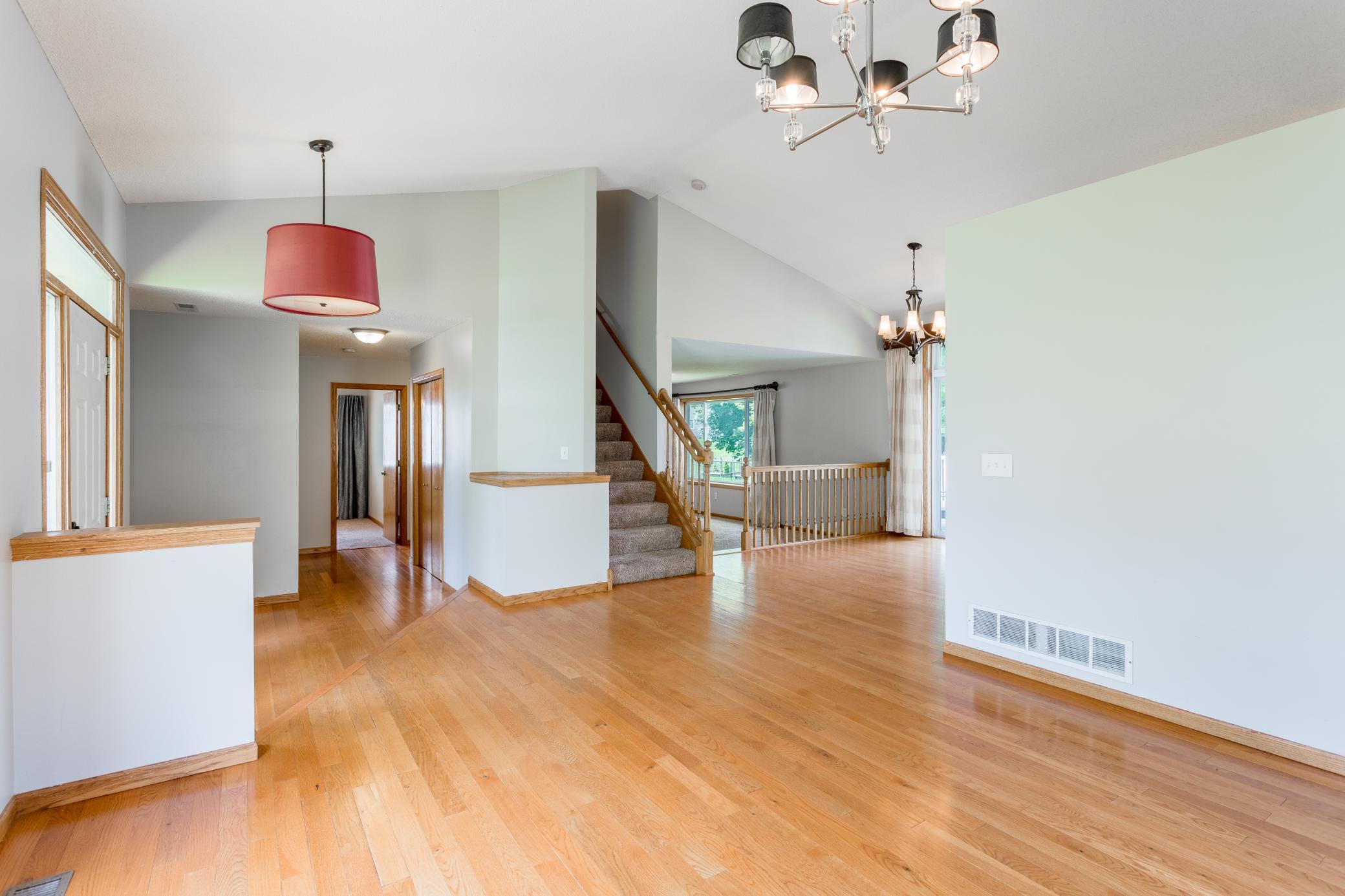 View of Residential at 8284 Ashford Road, Woodbury MN 55125, Woodbury (19 of 52) - Mike Wilen | Minnesota Team Real Estate