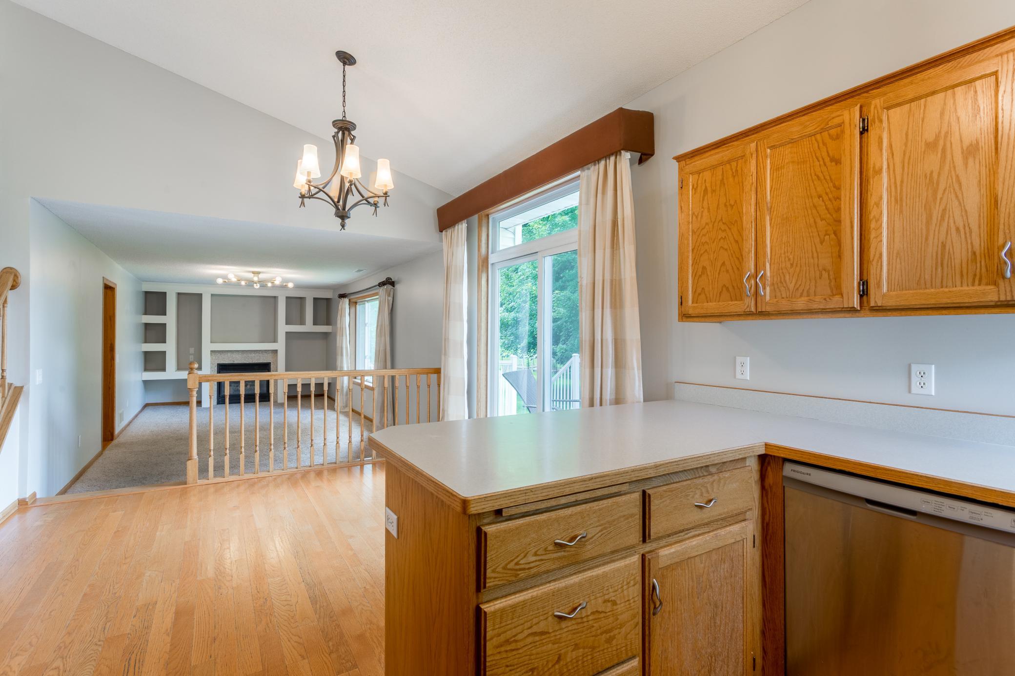 View of Residential at 8284 Ashford Road, Woodbury MN 55125, Woodbury (29 of 52) - Mike Wilen | Minnesota Team Real Estate