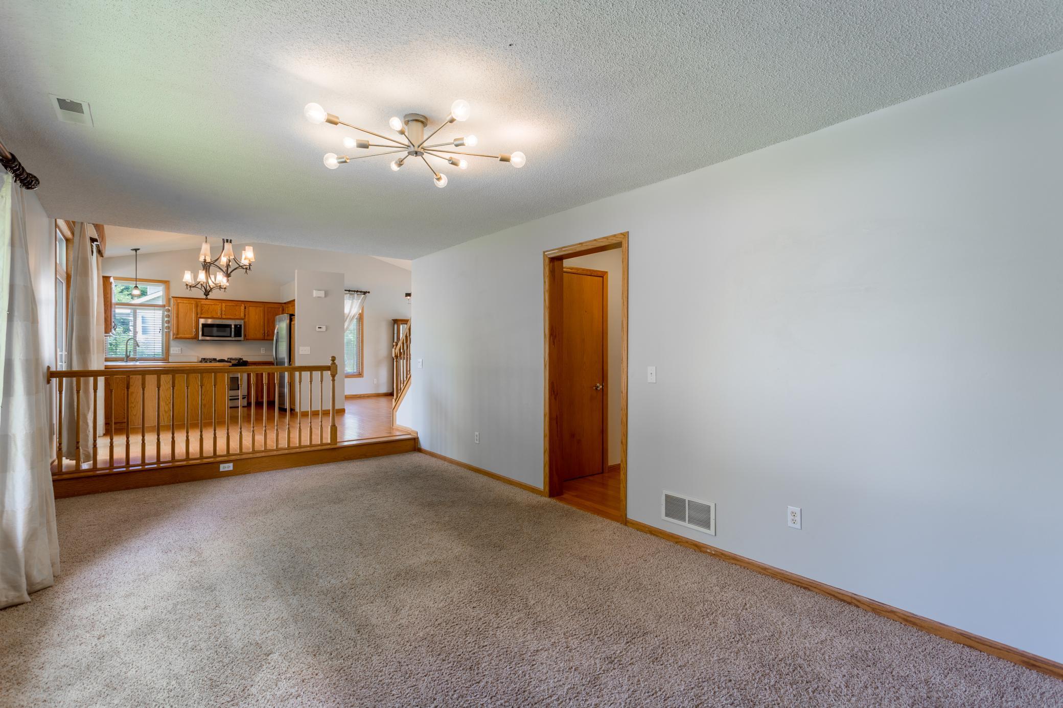 View of Residential at 8284 Ashford Road, Woodbury MN 55125, Woodbury (32 of 52) - Mike Wilen | Minnesota Team Real Estate