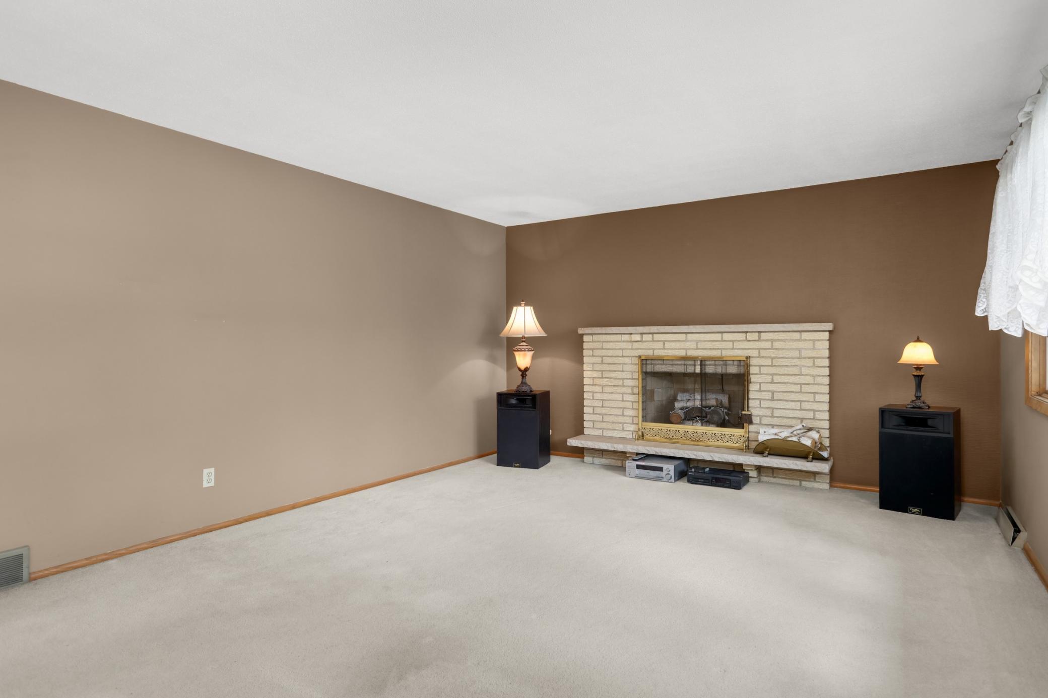 View of Residential at 8033 Douglas Drive, Brooklyn Park MN 55443, Brooklyn Park (3 of 32) - Mike Wilen | Minnesota Team Real Estate