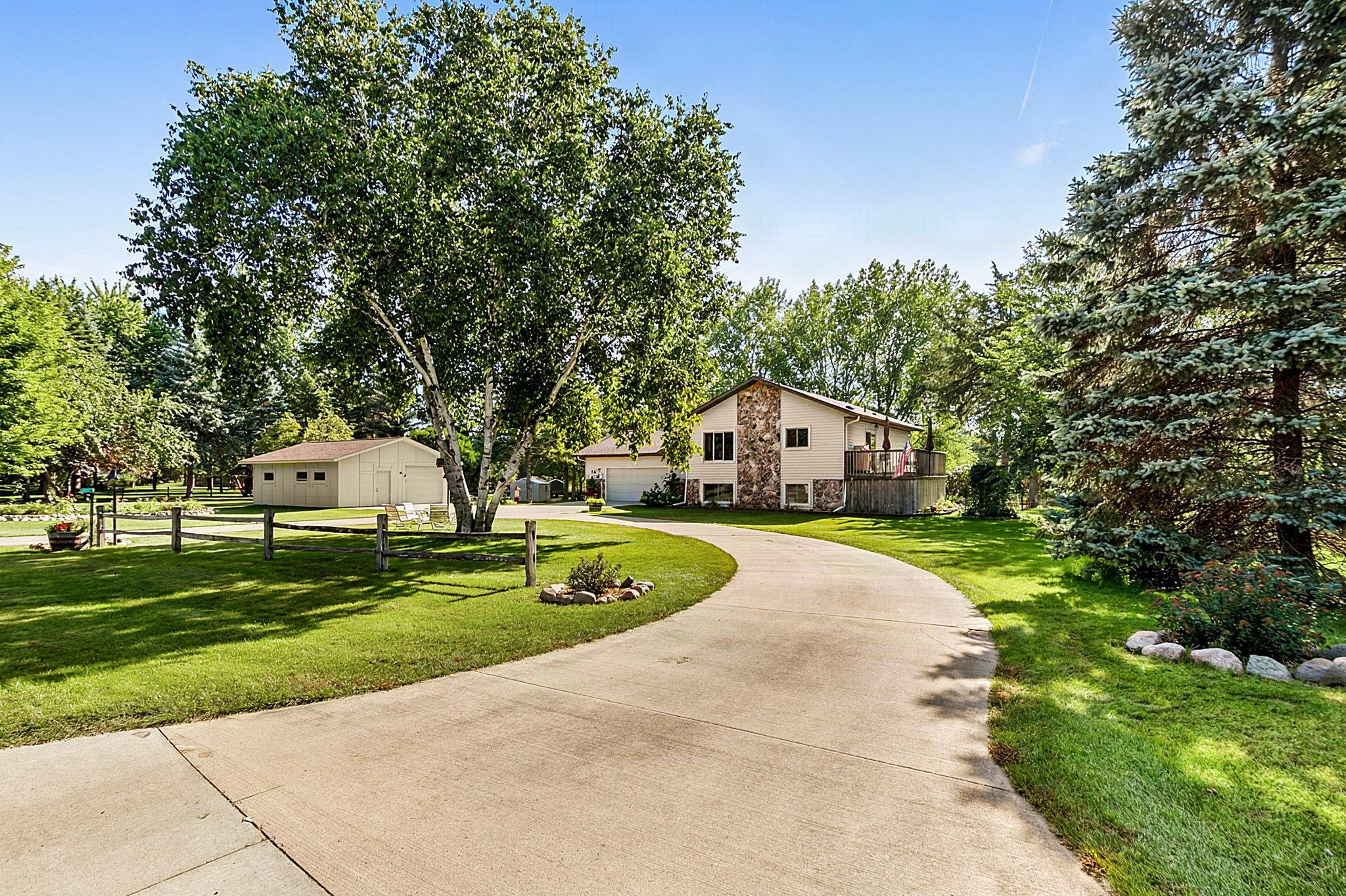 View of Residential at 6992 43rd Avenue, Saint Cloud MN 56304, Saint Cloud (5 of 67) - Mike Wilen | Minnesota Team Real Estate