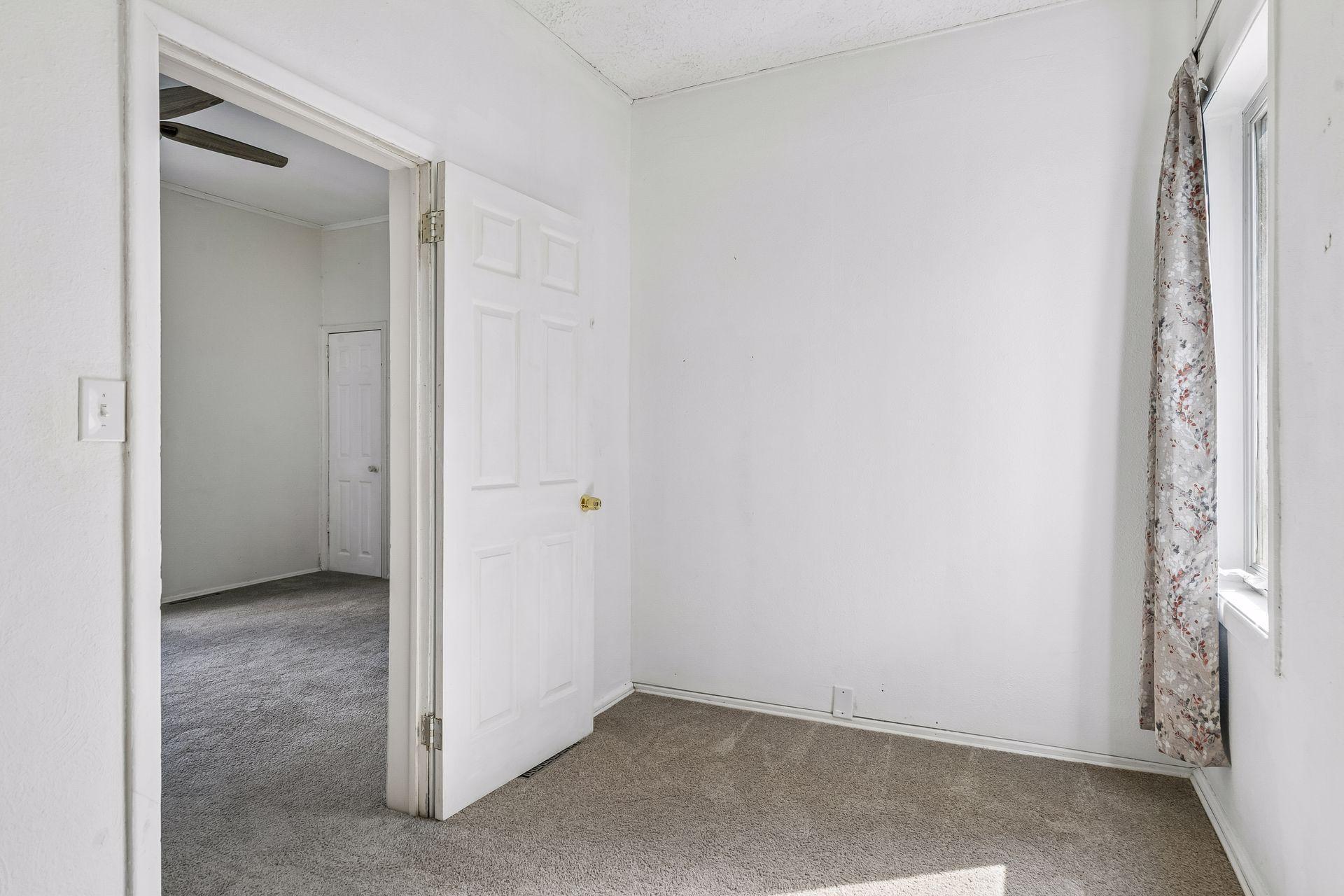 View of Residential Income at 241 Banfil Street, Saint Paul MN 55102, Saint Paul (4 of 9) - Mike Wilen | Minnesota Team Real Estate