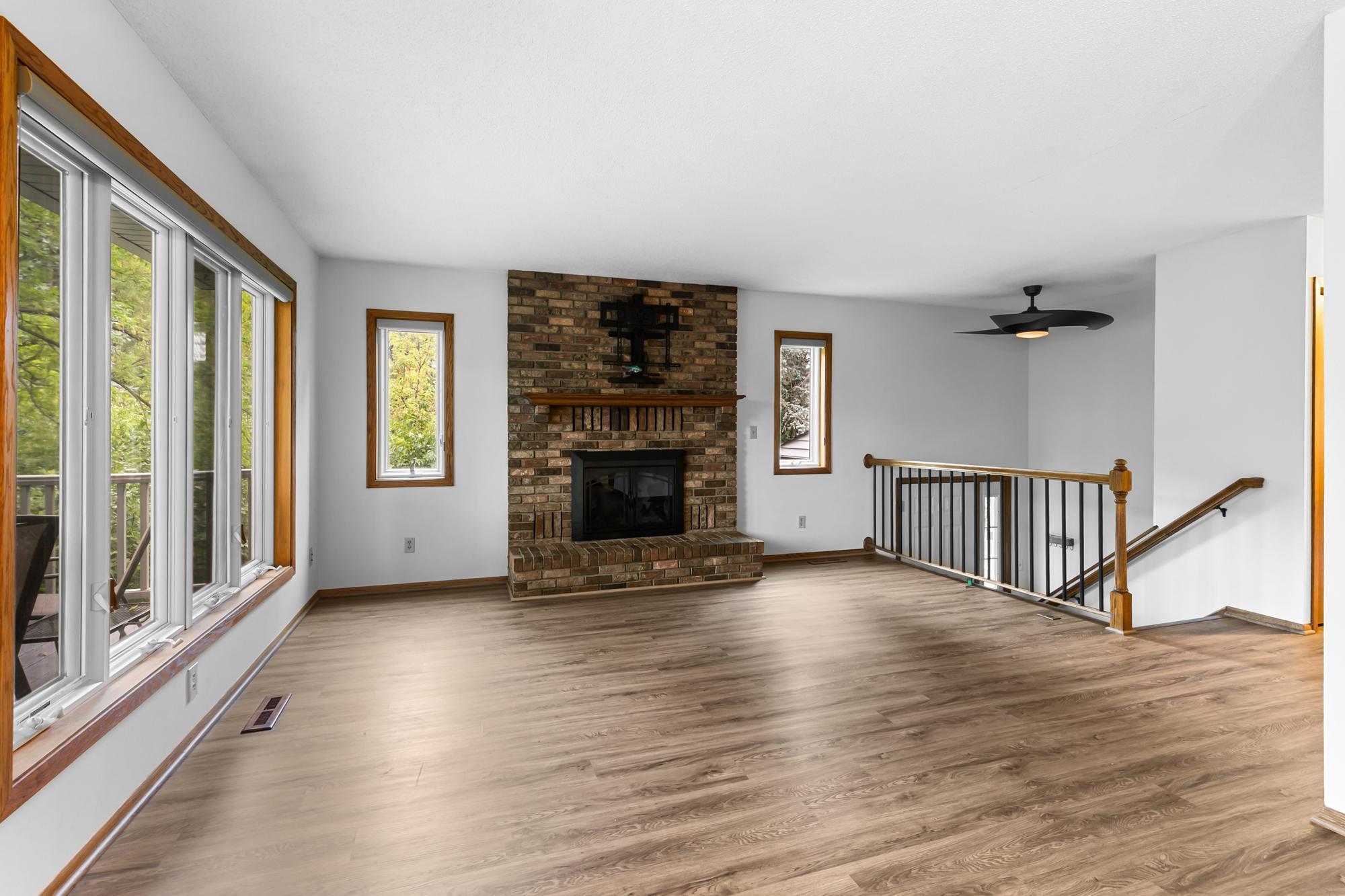 View of Residential at 212 Transit Avenue, Roseville MN 55113, Roseville (8 of 22) - Mike Wilen | Minnesota Team Real Estate