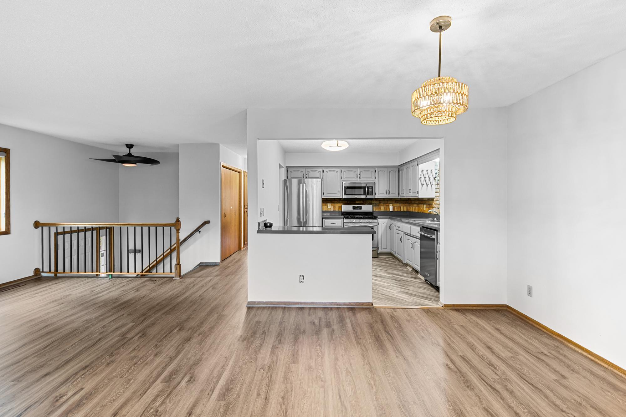 View of Residential at 212 Transit Avenue, Roseville MN 55113, Roseville (12 of 22) - Mike Wilen | Minnesota Team Real Estate