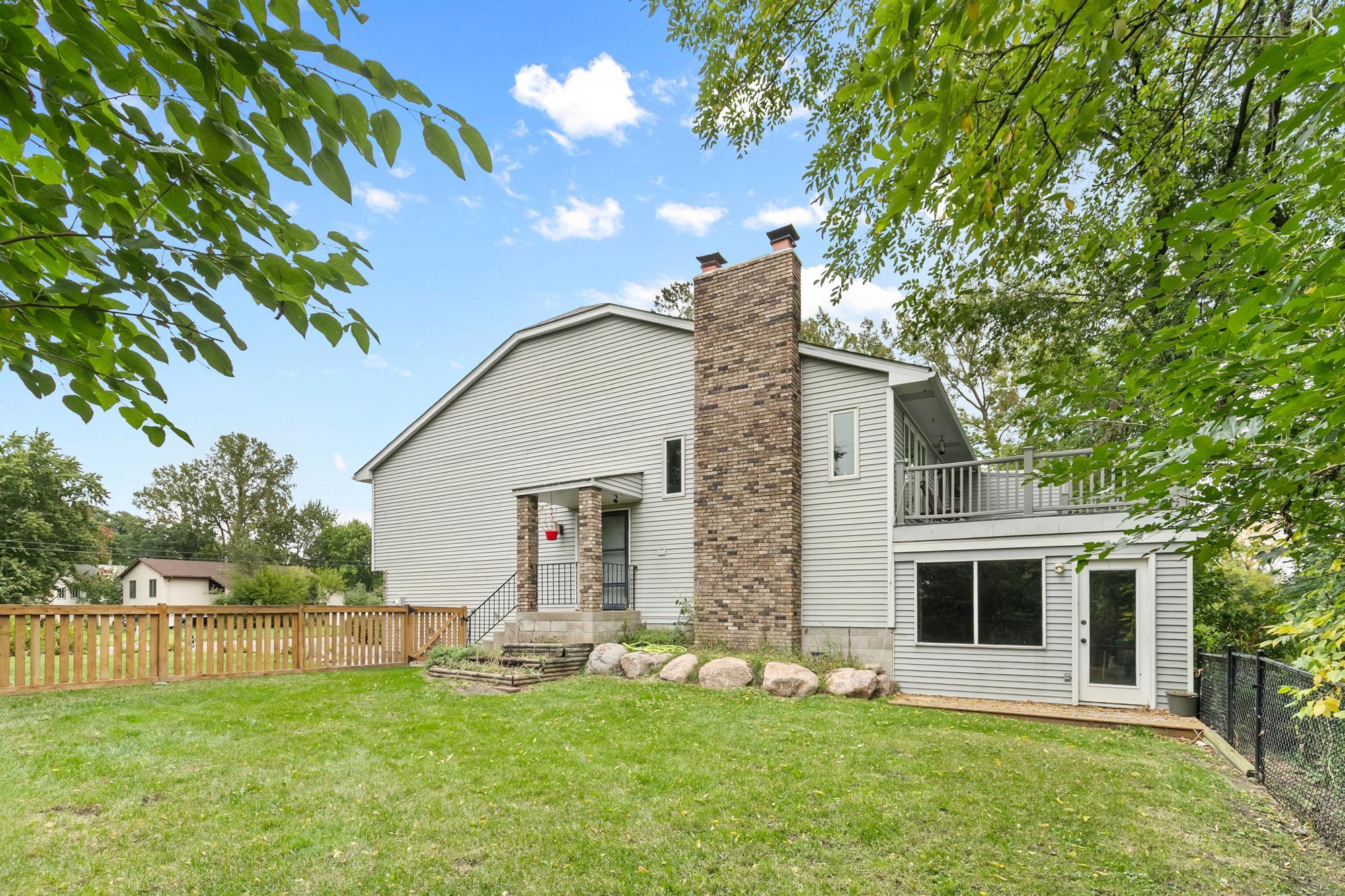 View of Residential at 212 Transit Avenue, Roseville MN 55113, Roseville (2 of 22) - Mike Wilen | Minnesota Team Real Estate