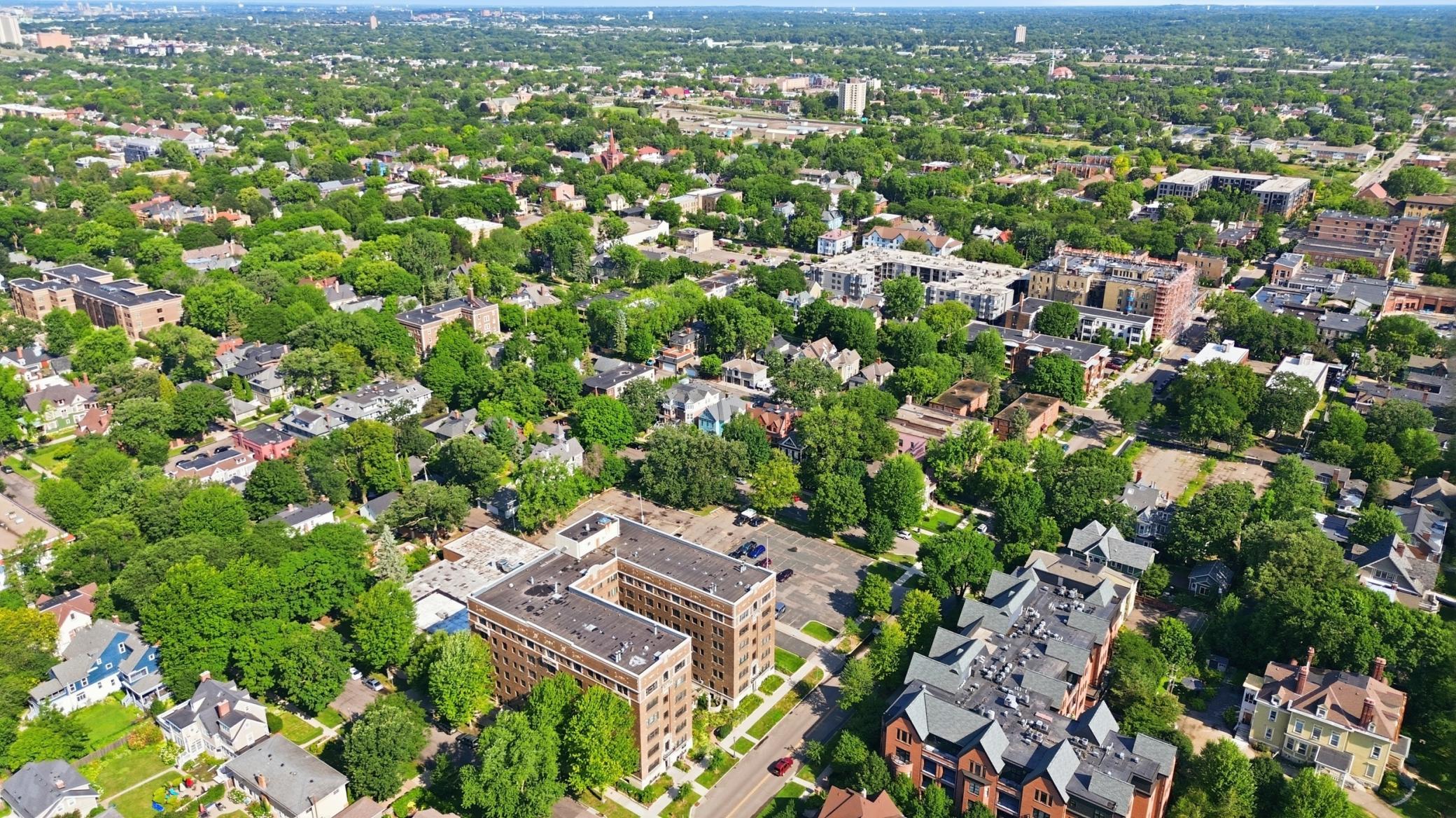 View of Commercial Sale at 399 Ashland Avenue, Saint Paul MN 55102, Saint Paul (8 of 33) - Mike Wilen | Minnesota Team Real Estate