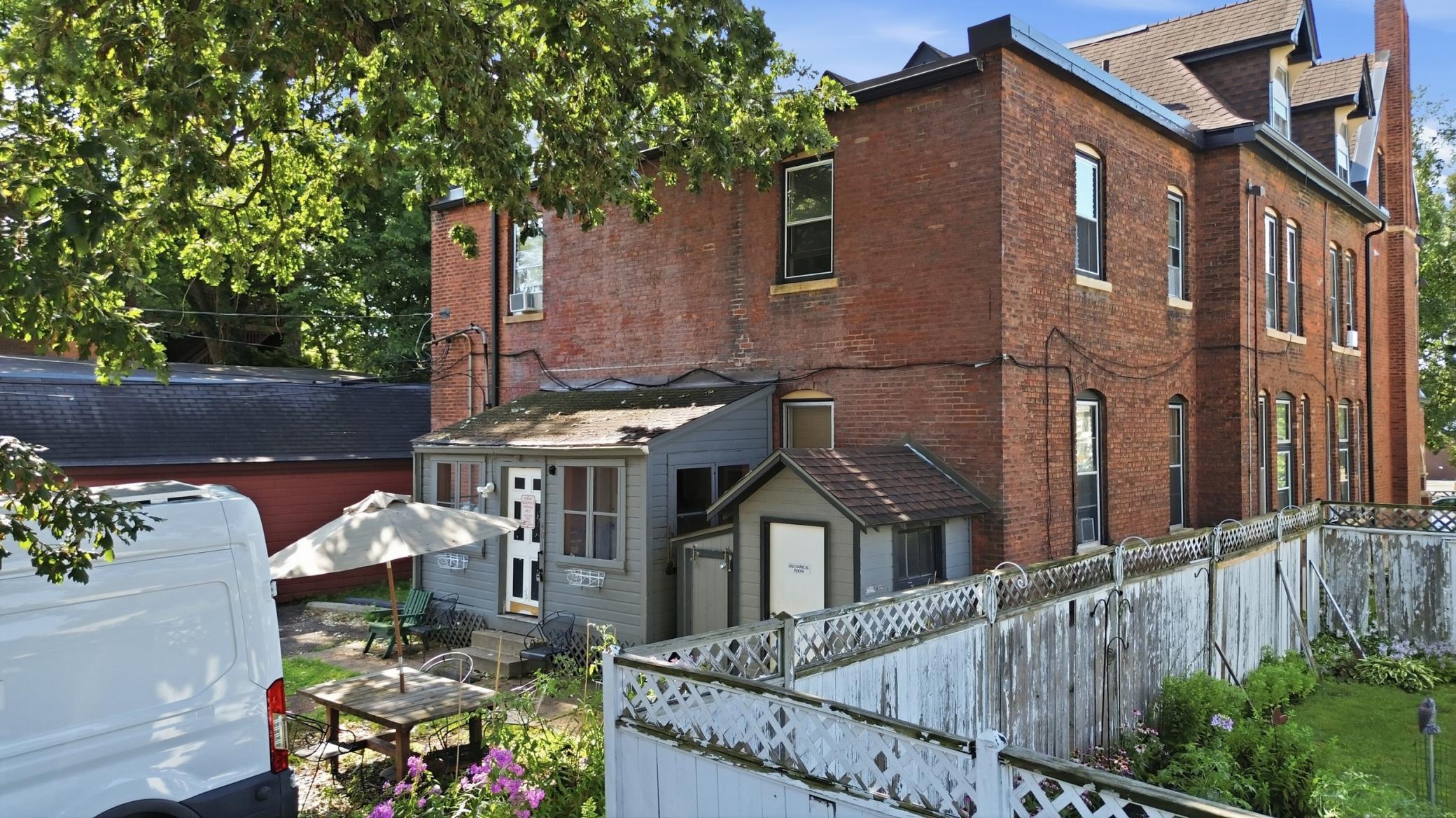 View of Commercial Sale at 399 Ashland Avenue, Saint Paul MN 55102, Saint Paul (10 of 33) - Mike Wilen | Minnesota Team Real Estate