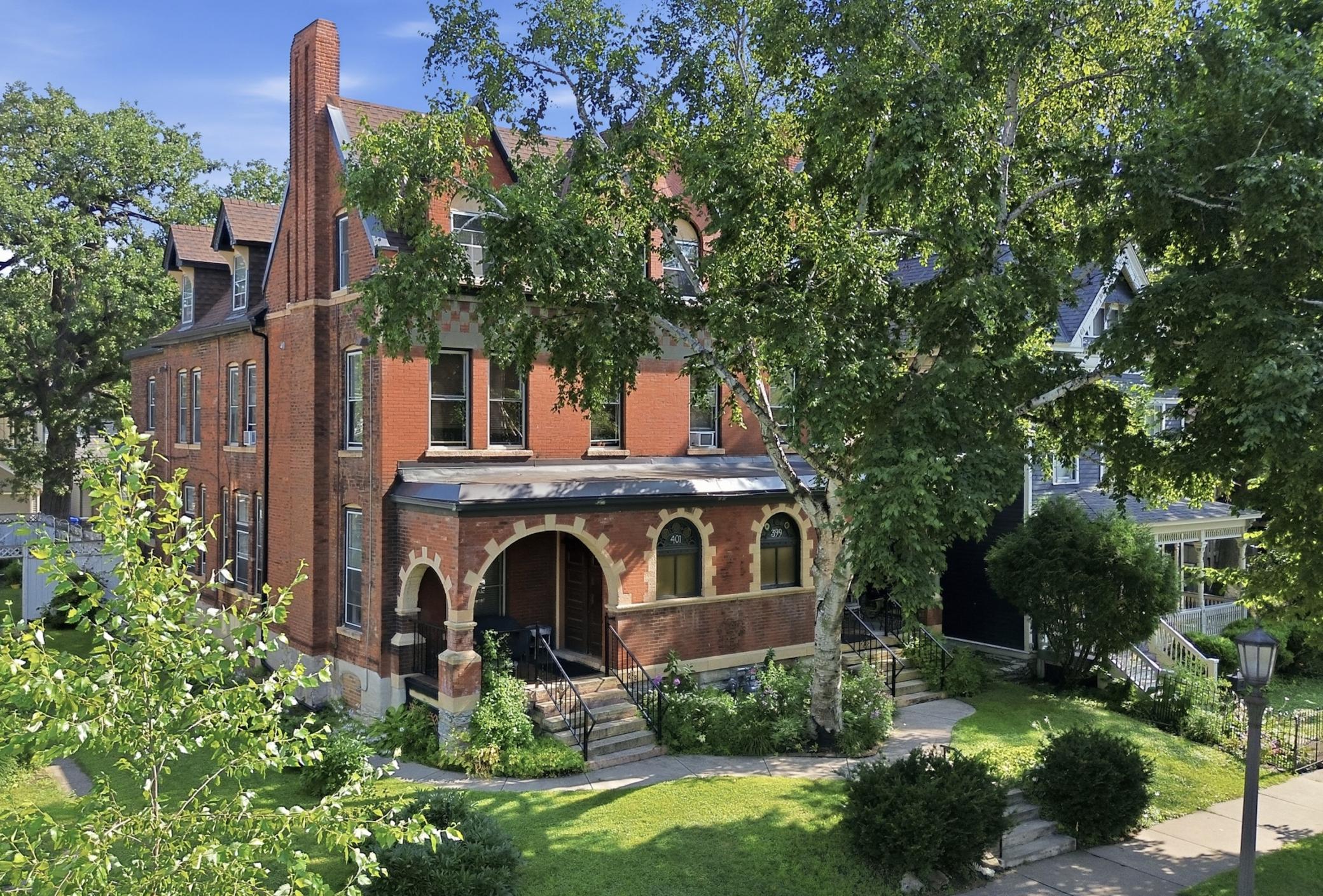 View of Commercial Sale at 399 Ashland Avenue, Saint Paul MN 55102, Saint Paul - Mike Wilen | Minnesota Team Real Estate