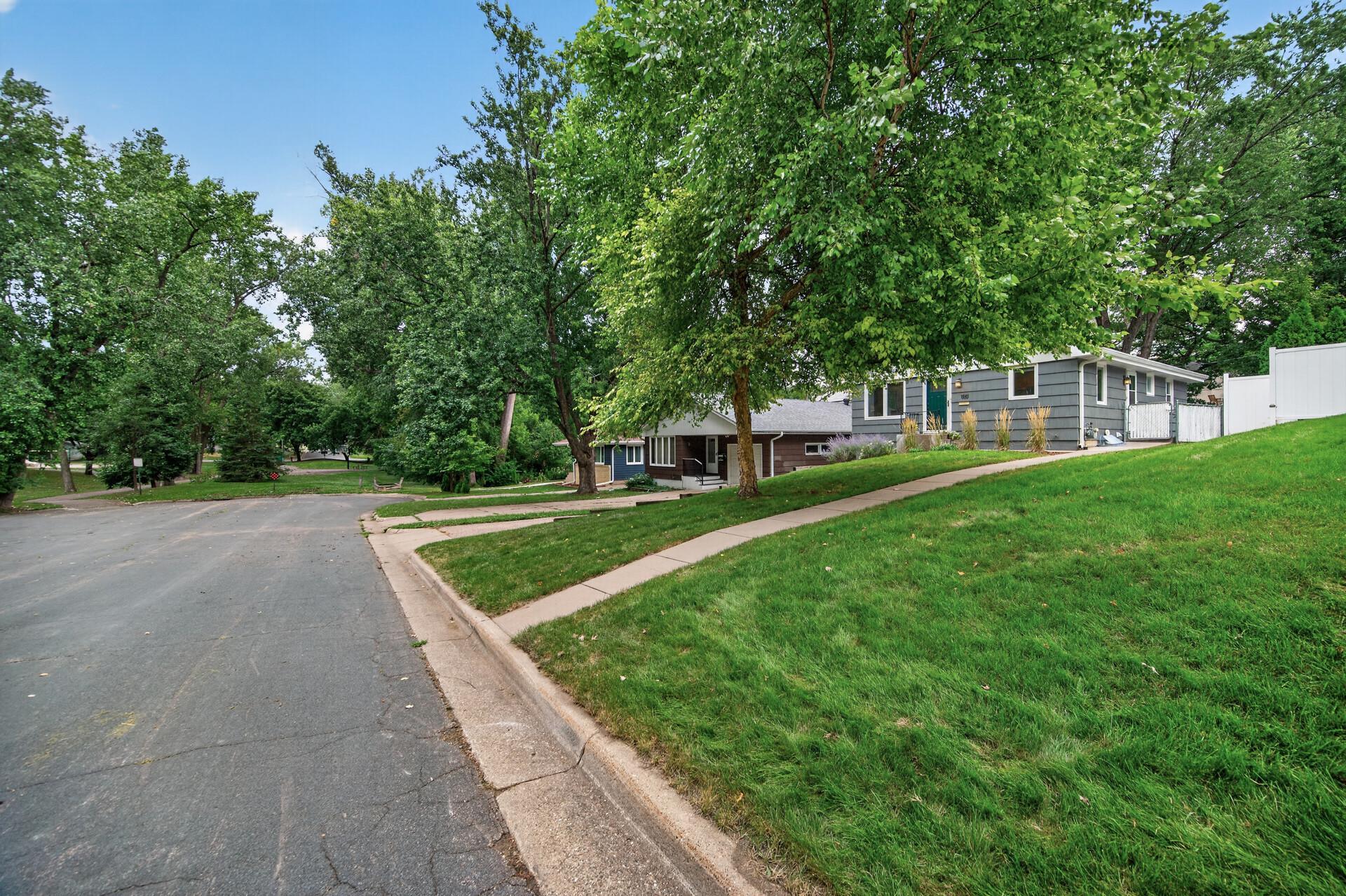 View of Residential at 1641 Idaho Avenue, Saint Louis Park MN 55426, Saint Louis Park (21 of 23) - Mike Wilen | Minnesota Team Real Estate