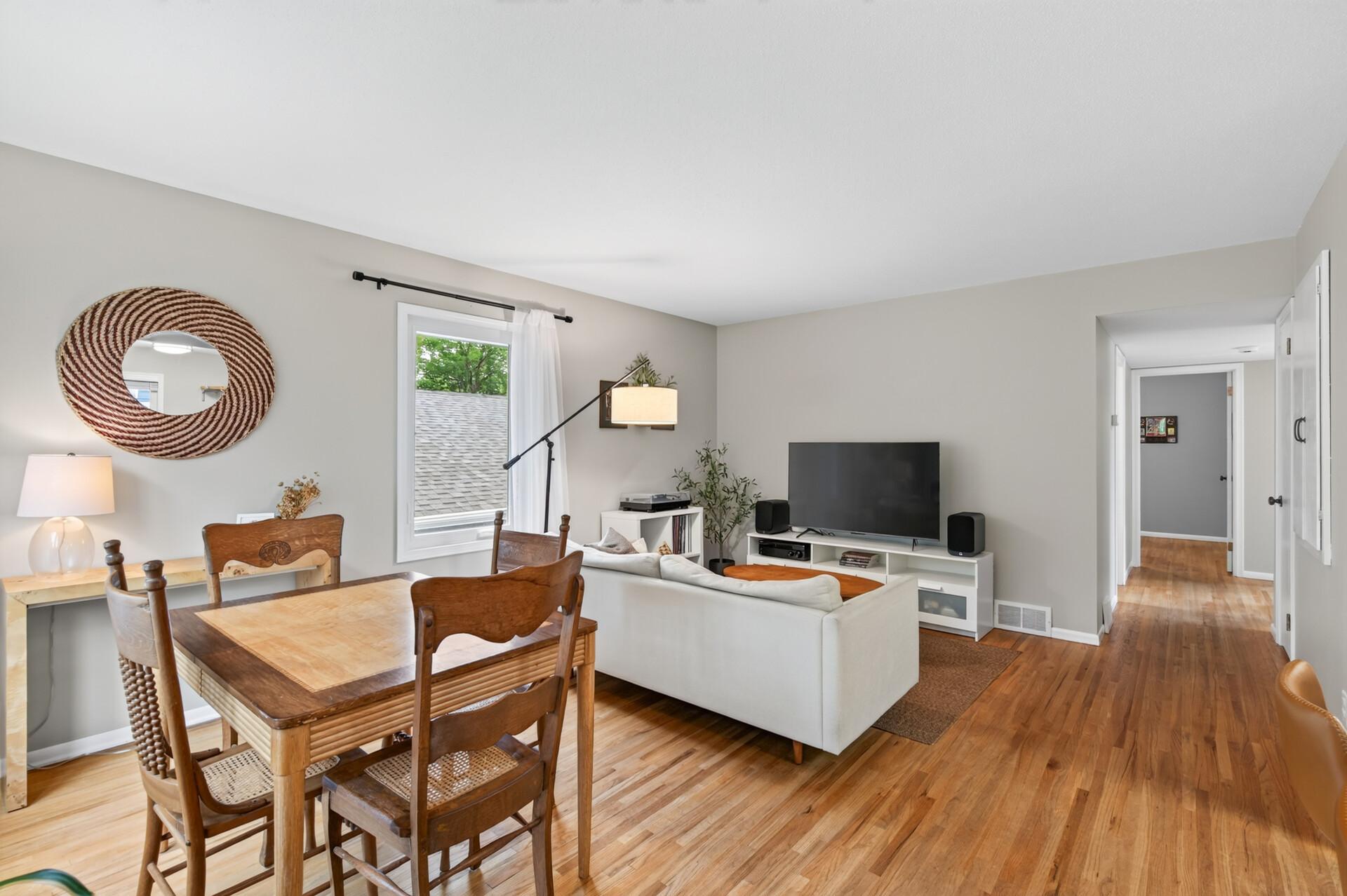 View of Residential at 1641 Idaho Avenue, Saint Louis Park MN 55426, Saint Louis Park (3 of 23) - Mike Wilen | Minnesota Team Real Estate