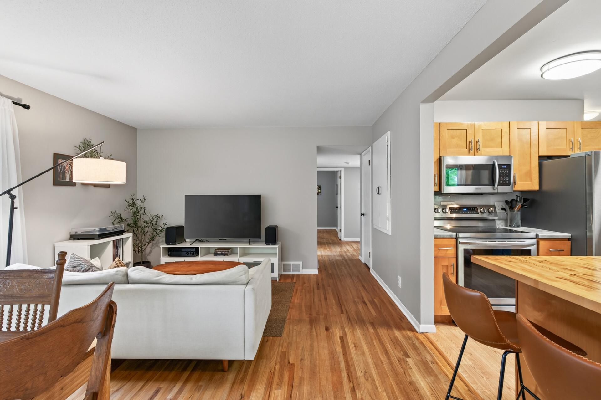 View of Residential at 1641 Idaho Avenue, Saint Louis Park MN 55426, Saint Louis Park (5 of 23) - Mike Wilen | Minnesota Team Real Estate