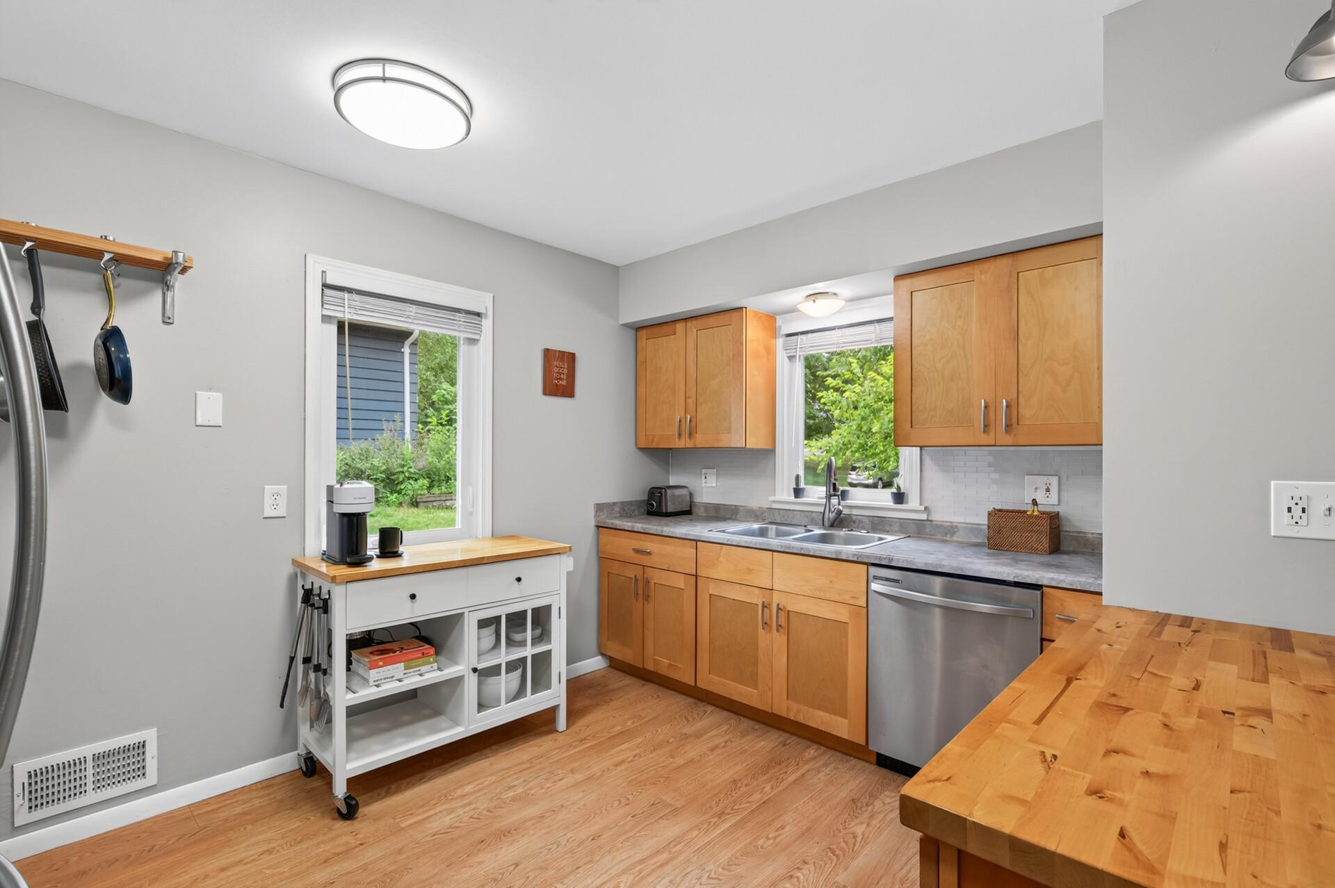View of Residential at 1641 Idaho Avenue, Saint Louis Park MN 55426, Saint Louis Park (8 of 23) - Mike Wilen | Minnesota Team Real Estate