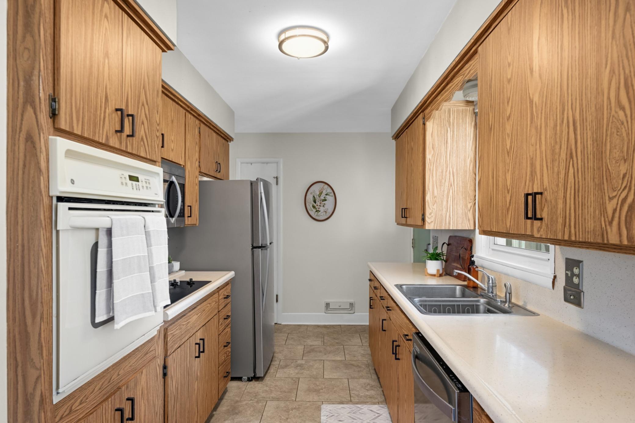 View of Residential at 340 Emerson Avenue, West Saint Paul MN 55118, West Saint Paul (13 of 35) - Mike Wilen | Minnesota Team Real Estate