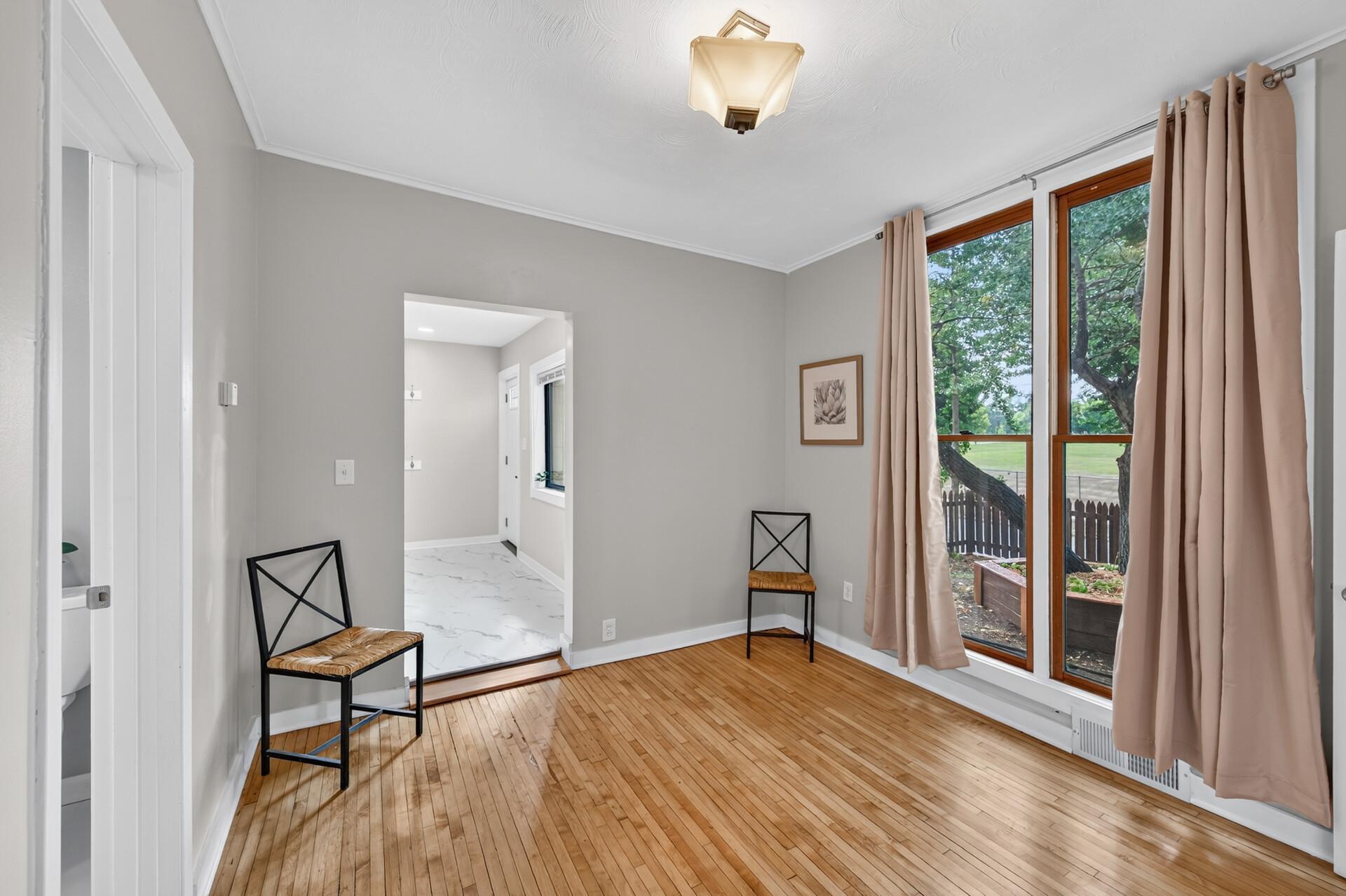 View of Residential at 1084 Sylvan Street, Saint Paul MN 55117, Saint Paul (13 of 39) - Mike Wilen | Minnesota Team Real Estate