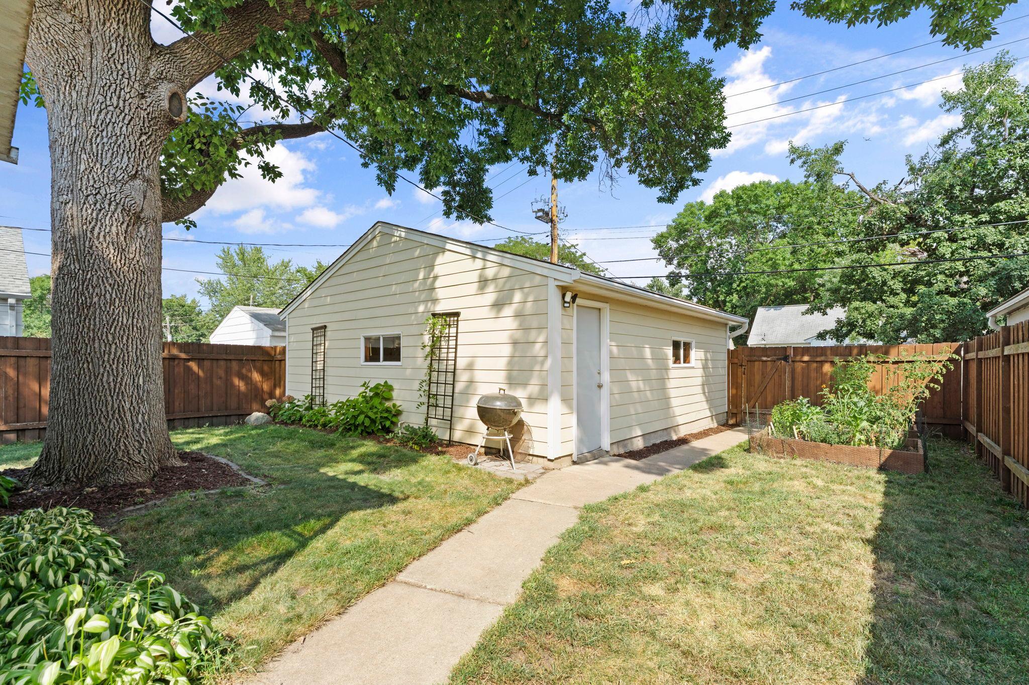 View of Residential at 3043 Nevada Avenue, Saint Louis Park MN 55426, Saint Louis Park (28 of 35) - Mike Wilen | Minnesota Team Real Estate
