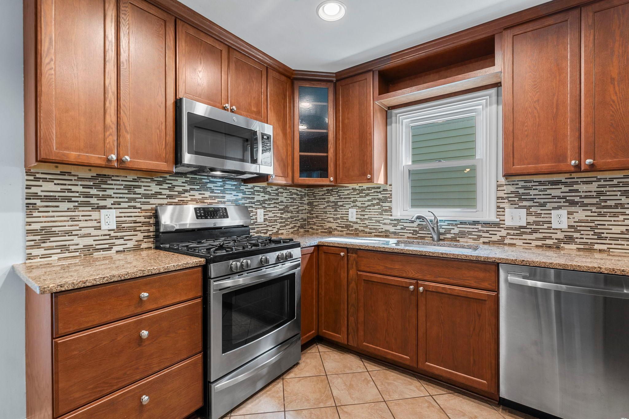 View of Residential at 3043 Nevada Avenue, Saint Louis Park MN 55426, Saint Louis Park (5 of 35) - Mike Wilen | Minnesota Team Real Estate