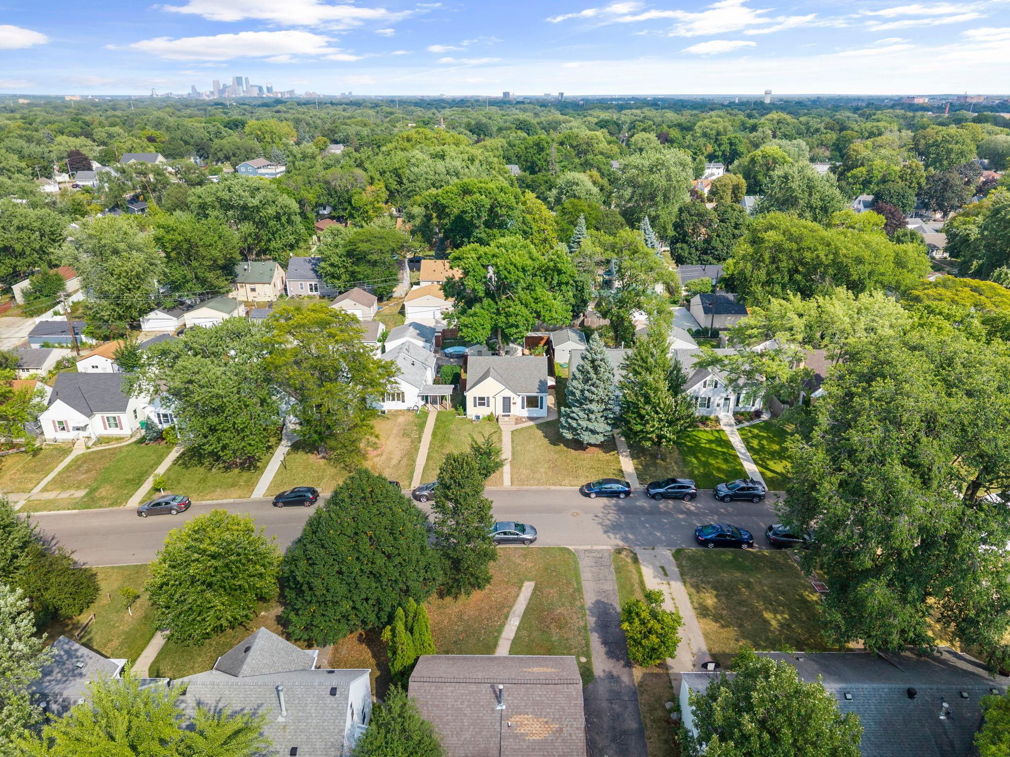 View of Residential at 3043 Nevada Avenue, Saint Louis Park MN 55426, Saint Louis Park (32 of 35) - Mike Wilen | Minnesota Team Real Estate