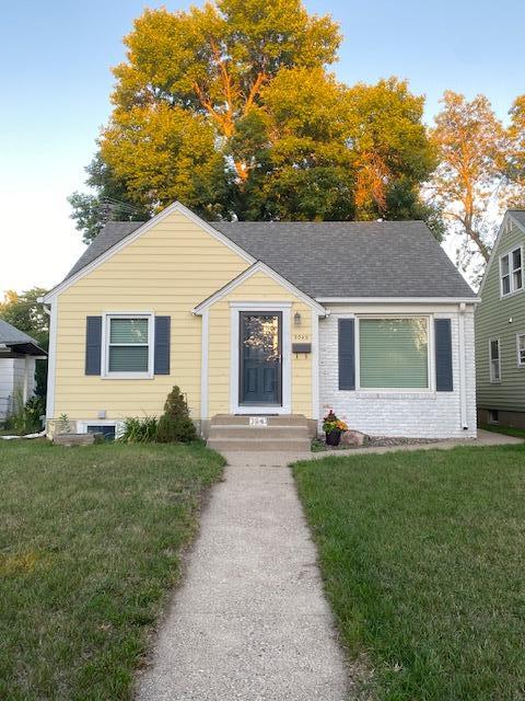 View of Single Family at 3043 Nevada Avenue, Saint Louis Park - Mike Wilen | Minnesota Team Real Estate