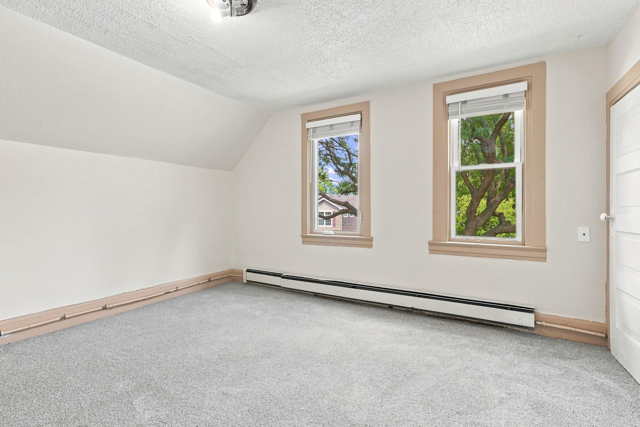 View of Residential at 482 Lawson Avenue, Saint Paul MN 55117, Saint Paul (18 of 29) - Mike Wilen | Minnesota Team Real Estate